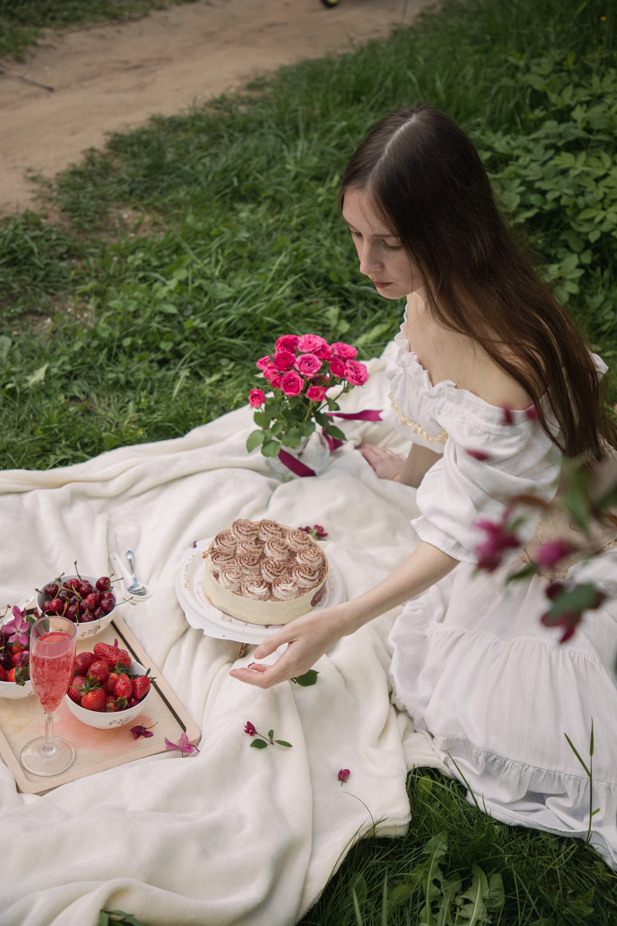 Пикник в розовых яблонях. Юлия Башкатова, сказочный фотограф, Москва