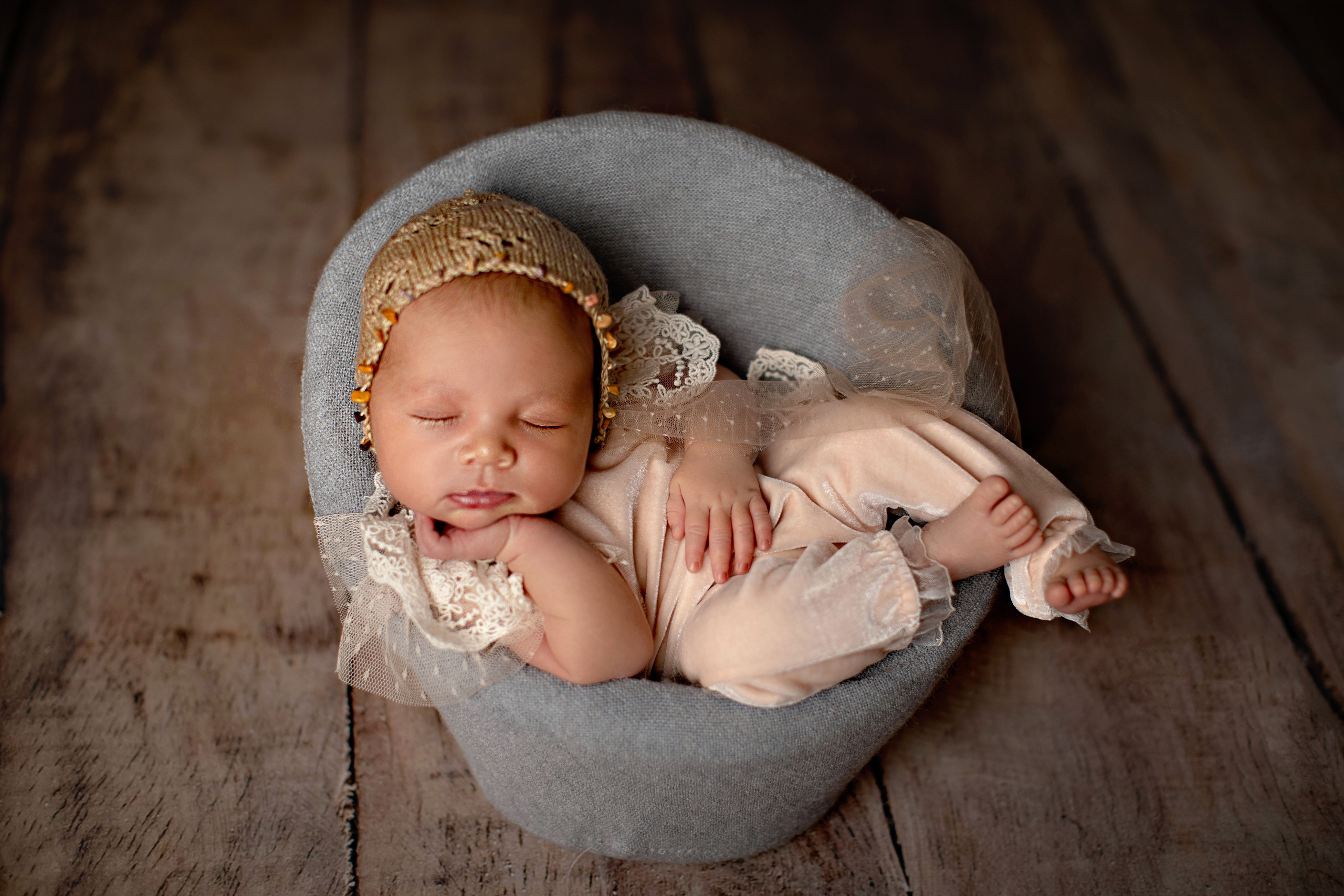 НОВОРОЖДЕННЫЕ. Фотограф новорожденных в Москве