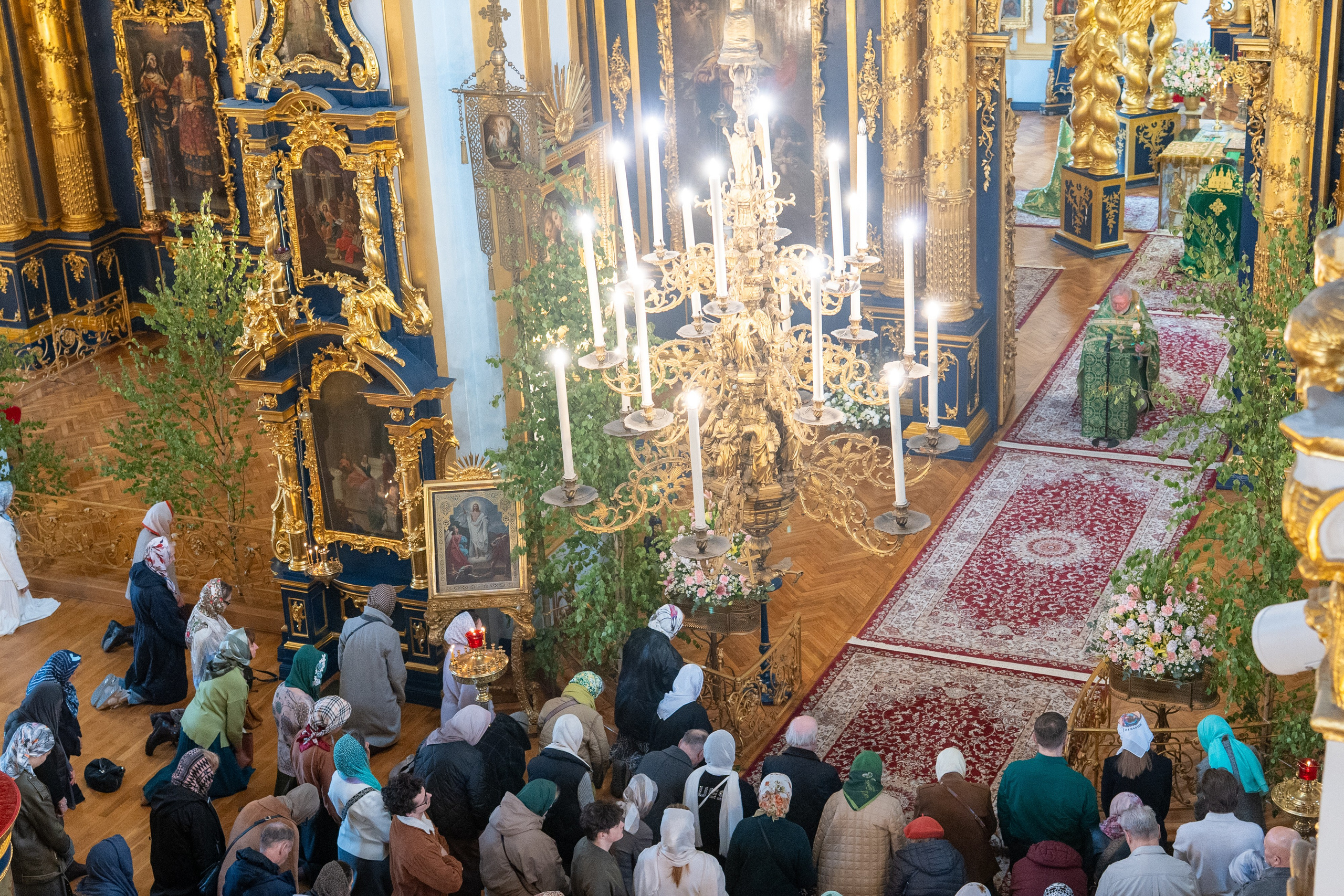 НЕДЕЛЯ 8-Я ПО ПАСХЕ. ДЕНЬ СВЯТОЙ ТРОИЦЫ. ПЯТИДЕСЯТНИЦА. НИКОЛО-БОГОЯВЛЕНСКИЙ МОРСКОЙ СОБОР