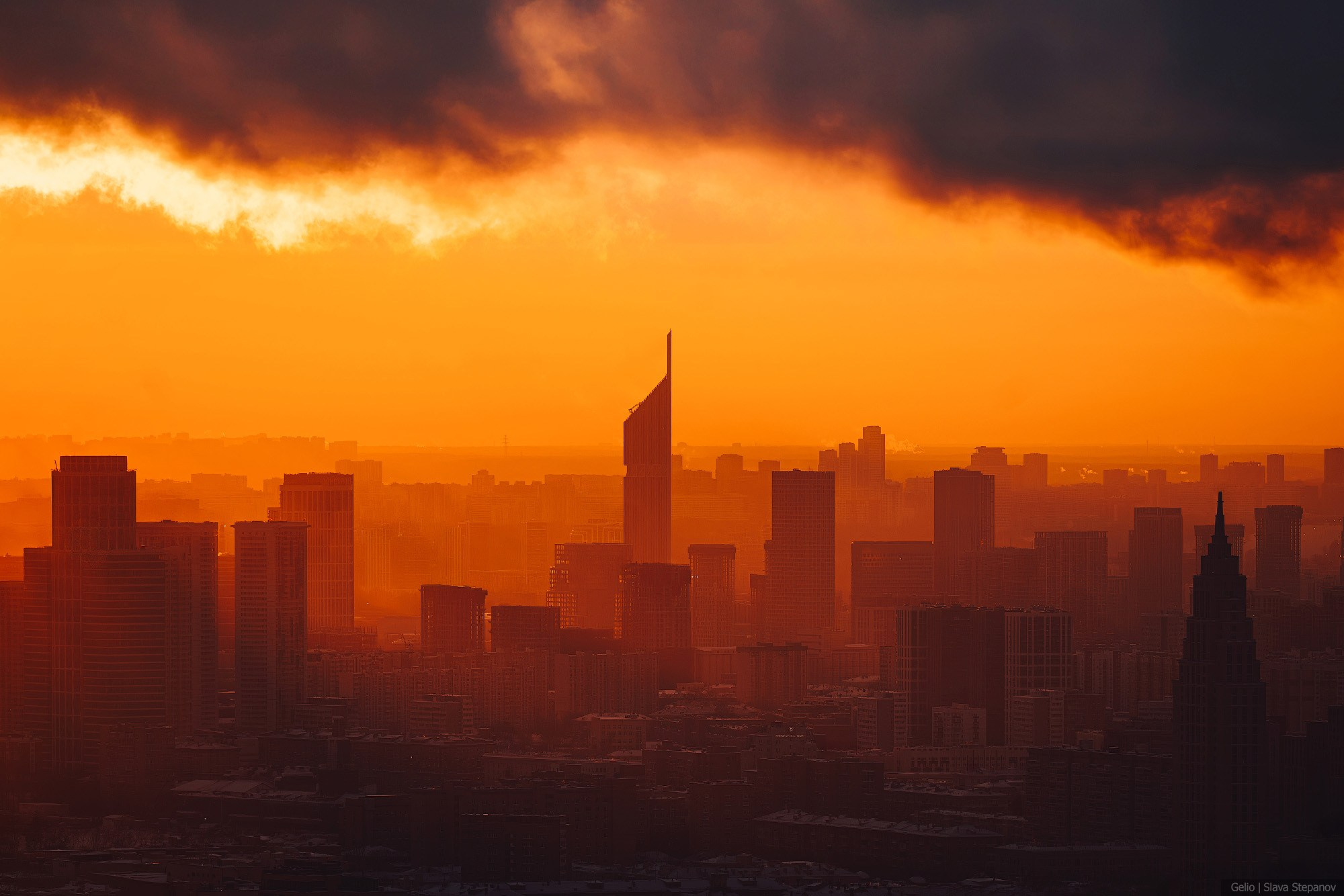 Силуэт НКЦ Национальный космический центр закат