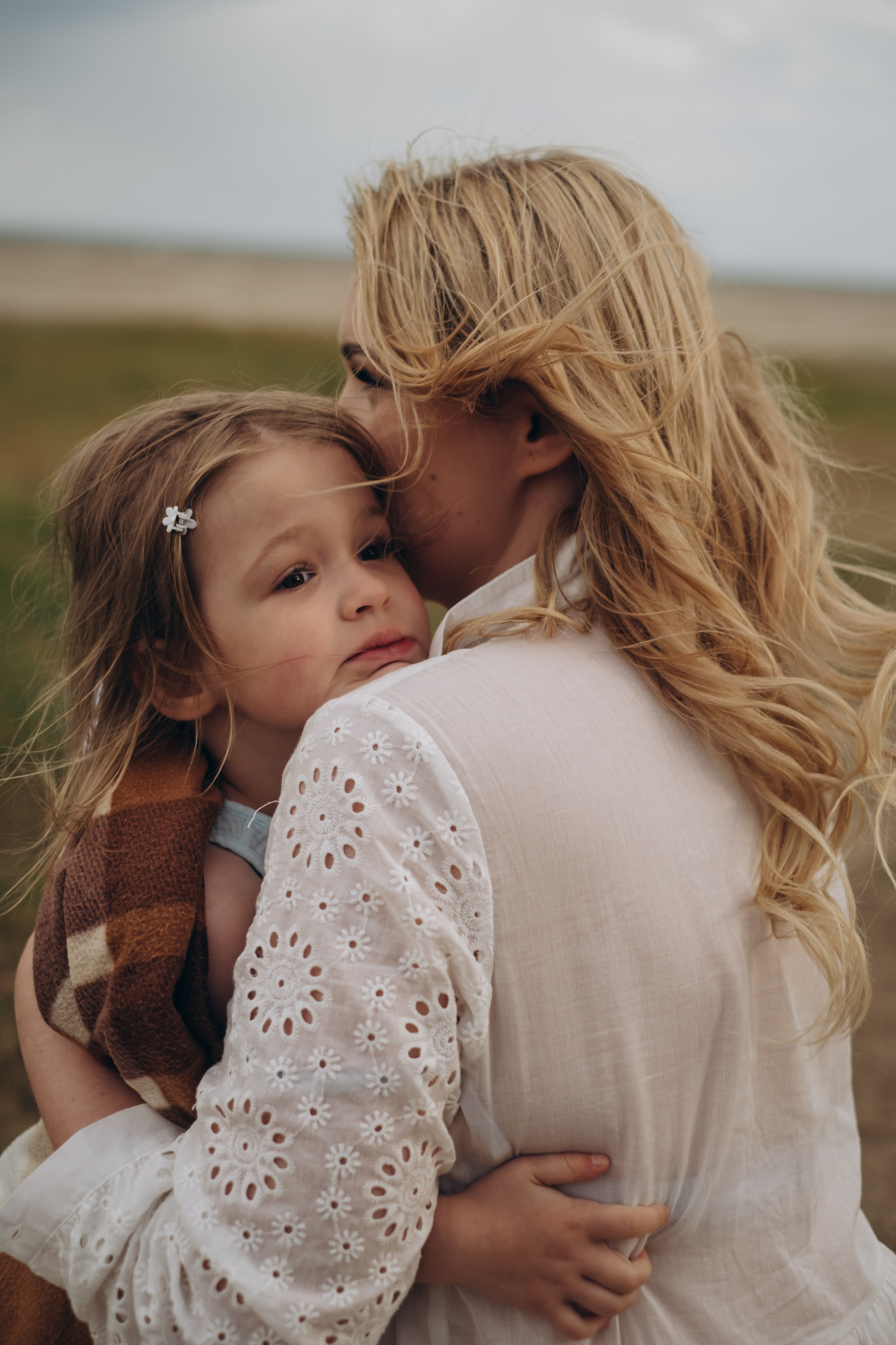 Прогулочная у моря. Мама и дочь. Фотограф Новосибирск Анна Рождественская