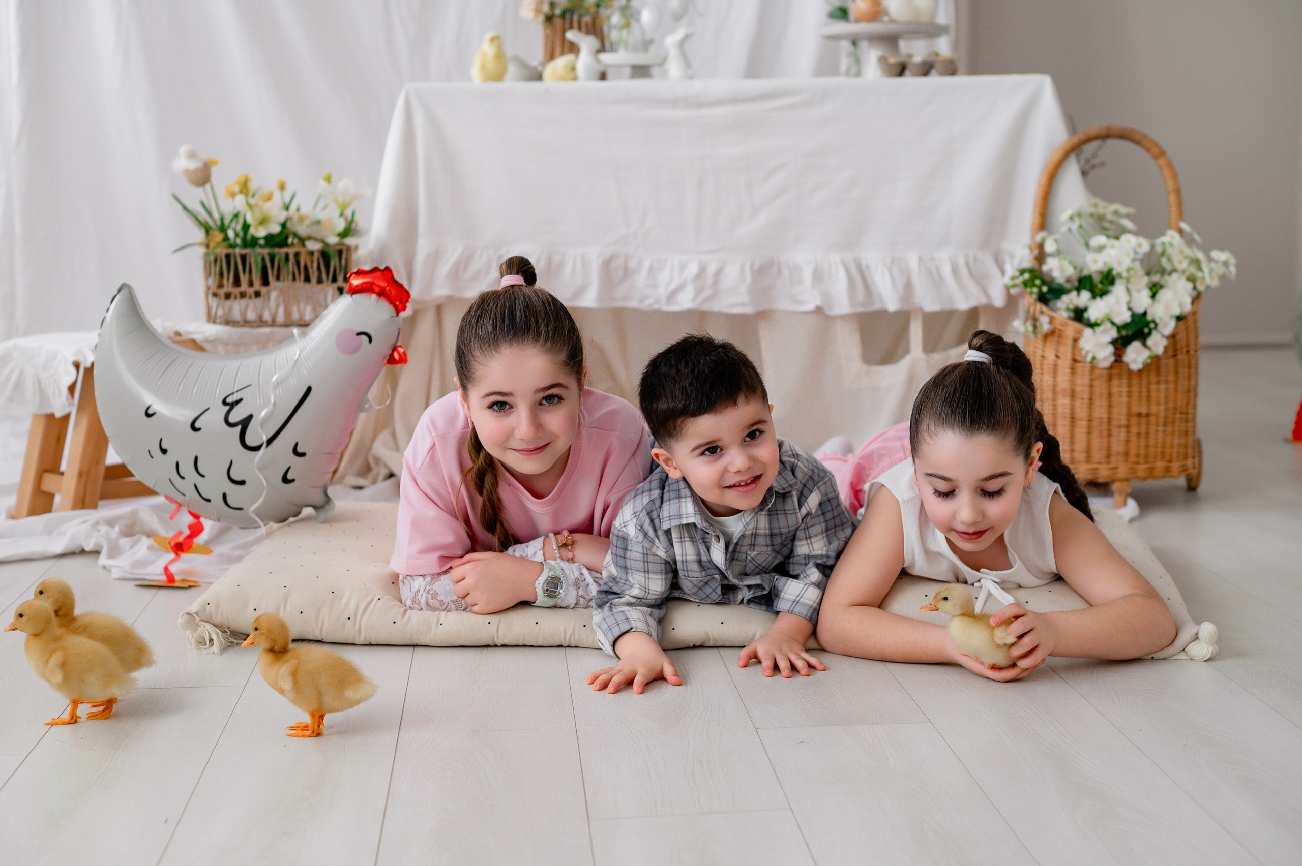 Лев Арина Вика Алена. Фотограф Татьяна Иванчикова