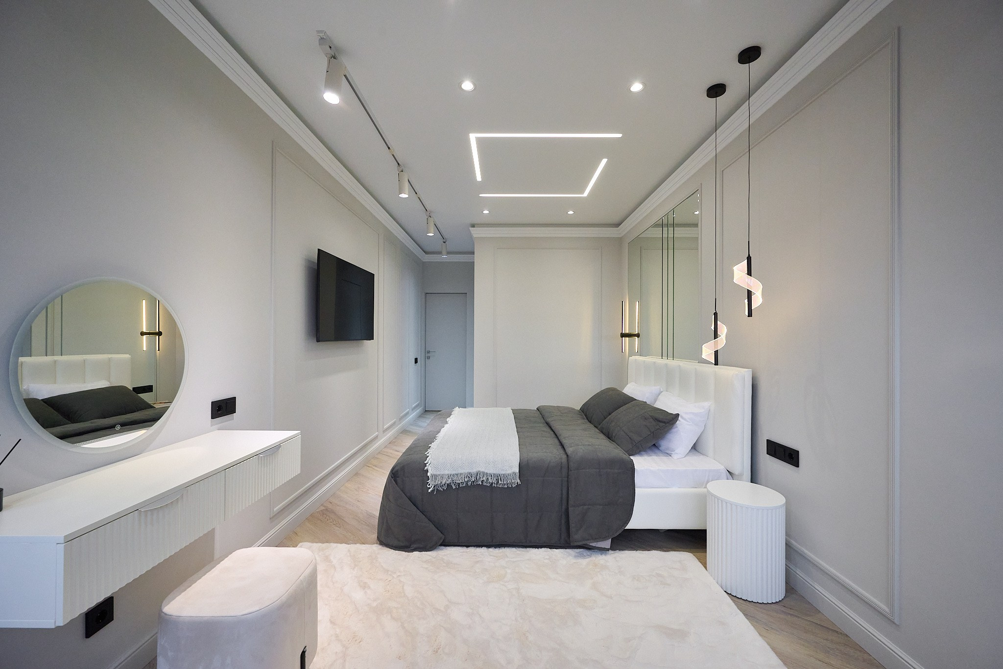 белая тумбочка круглое зеркало