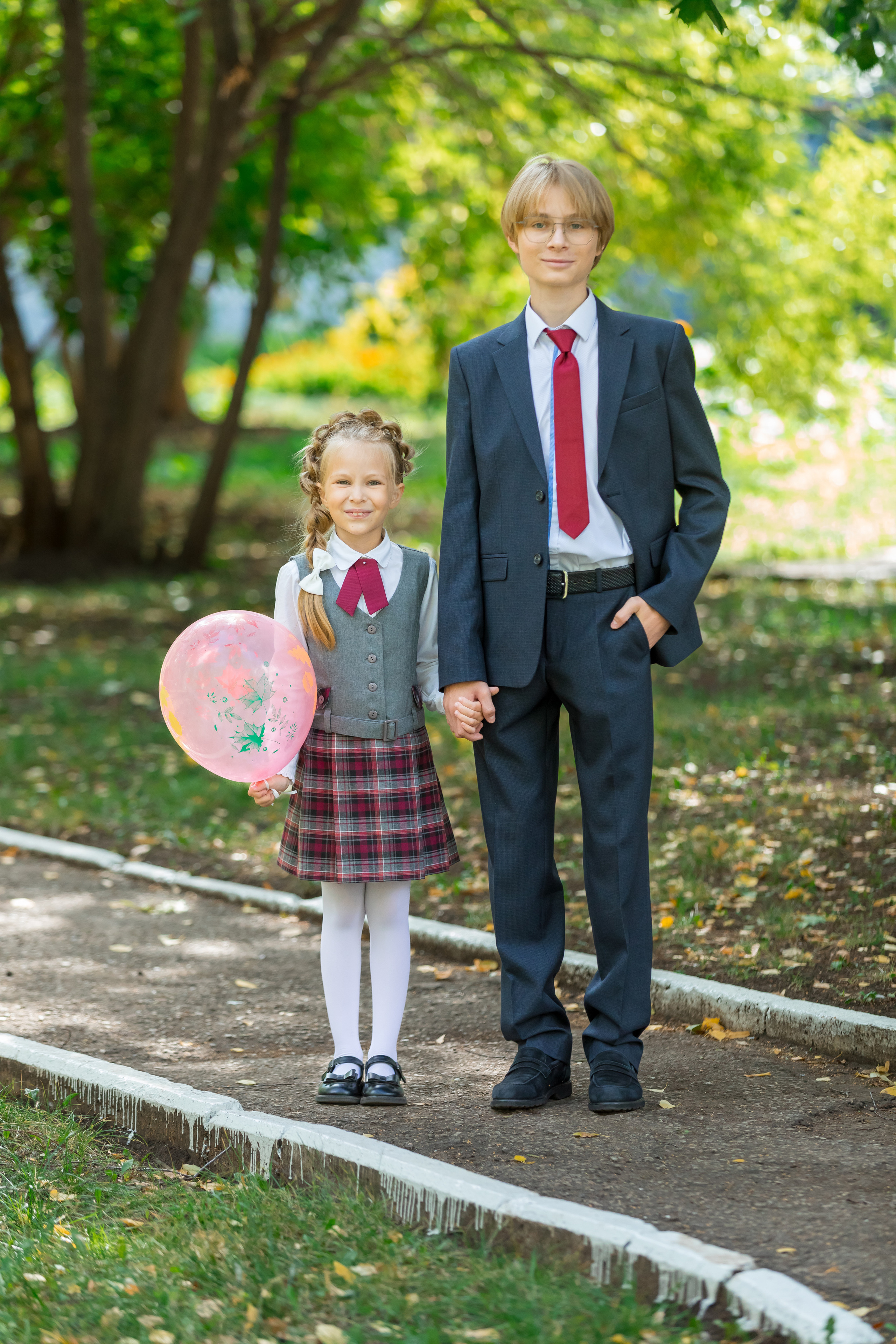 Фото в школе. Выпускные альбомы Набережные Челны