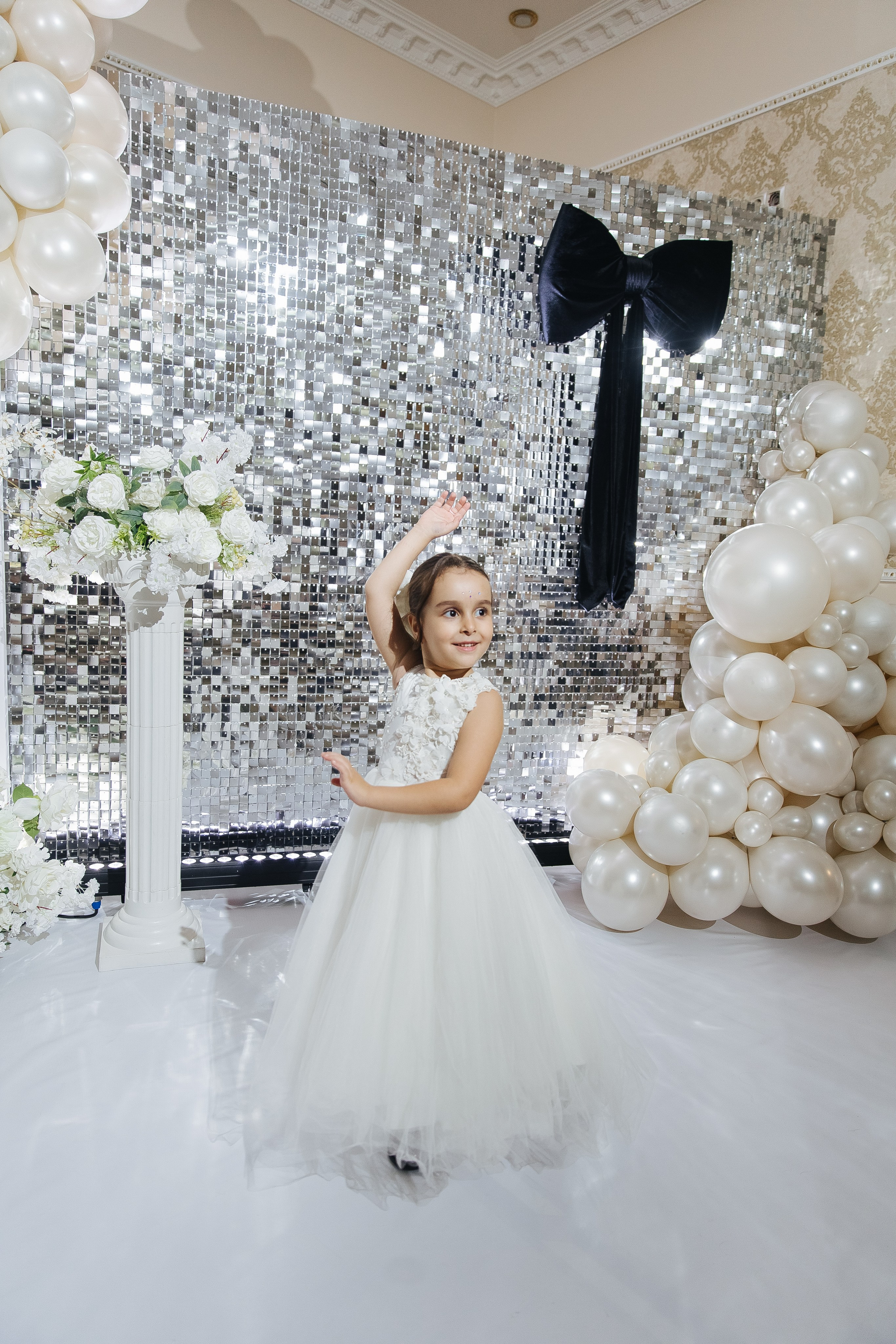 Ани и Назели. 35&5 День рождения, «Янтарь». Фотограф в Красноярске Надежда Воскресенская