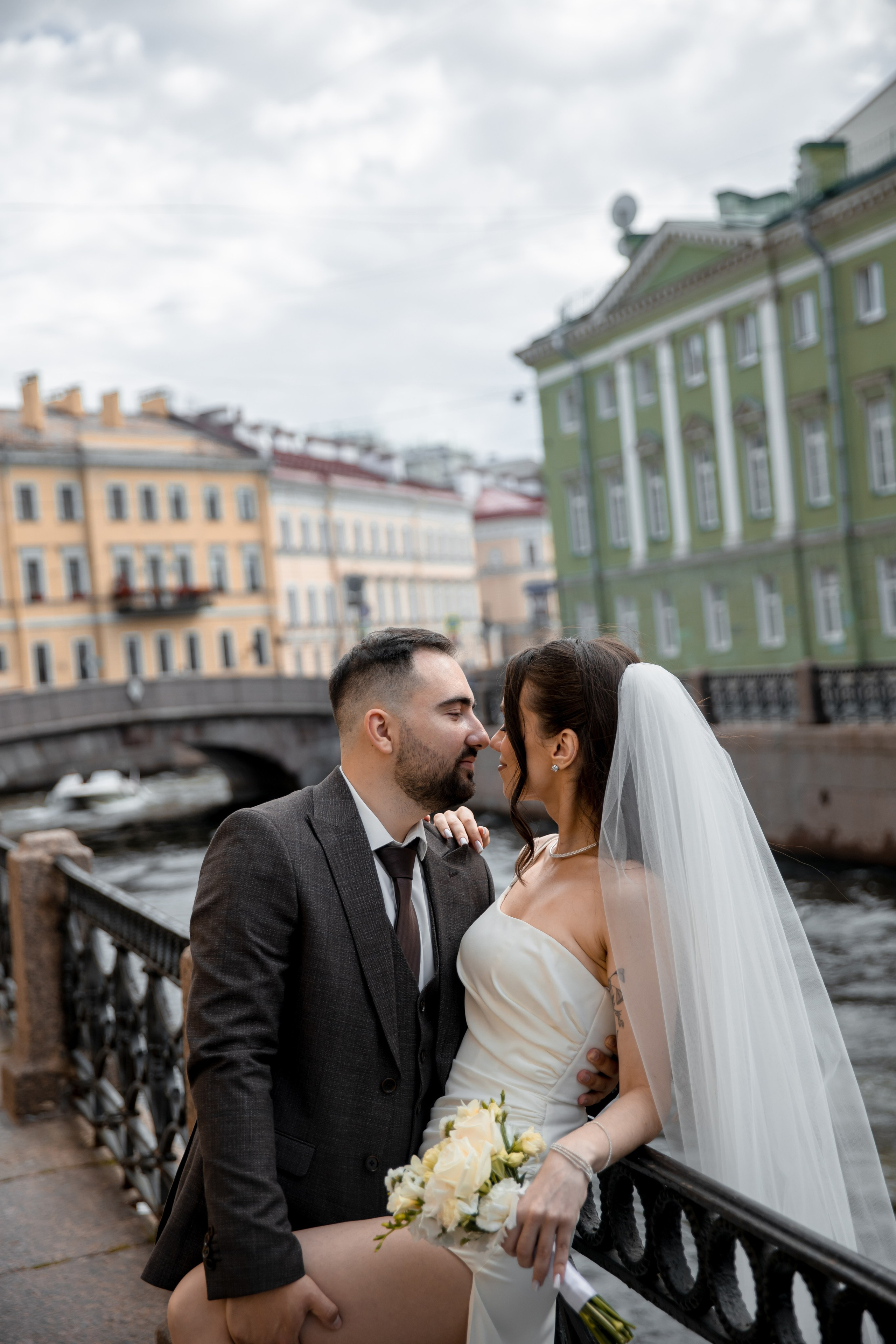 Анна и Александр / Прогулка + ЗАГС. Свадебный и семейный фотограф в Москве Диана Левченко