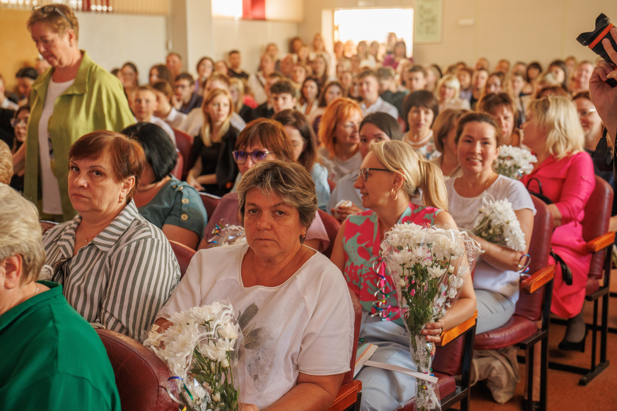 Вручение аттестатов. Свадебный и семейный фотограф в Новосибирске Ирина Дорошкова