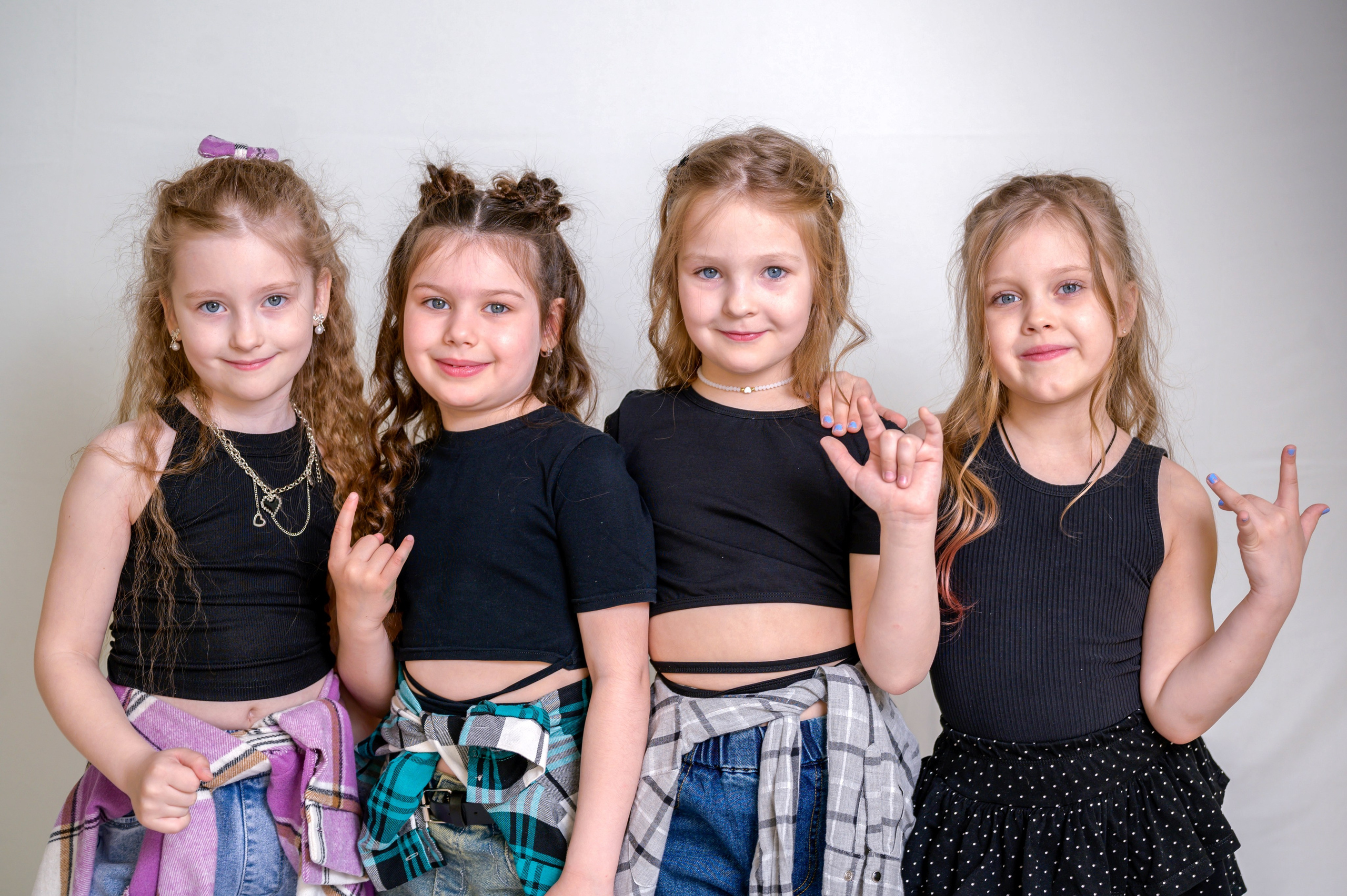 Д/с№ 3к3 группа «Фантазёры» (индивидуальный дизайн) + рисунки детей. Фотограф новорожденных, семейный детский в Тюмени Татьяна Морозова