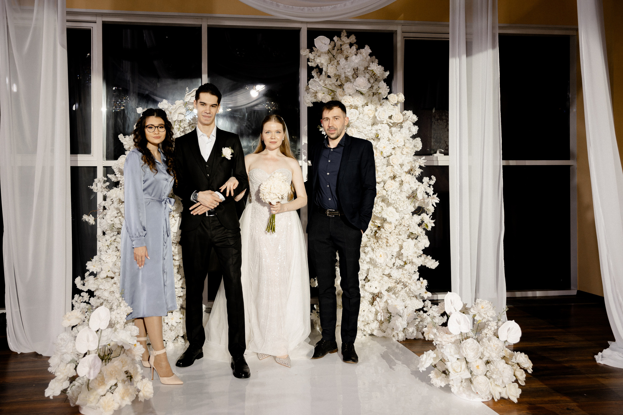 СВАДЕБНАЯ СЬЕМКА СБОРОВ В ОТЕЛЕ И ВЫЕЗД НА ЦЕРЕМОНИЮ (СНЯТО В СИБИРЕ В НИЖНЕВАРТОВСКЕ). Профессиональный фотограф, Санкт-Петербург — Виктория Богомолова