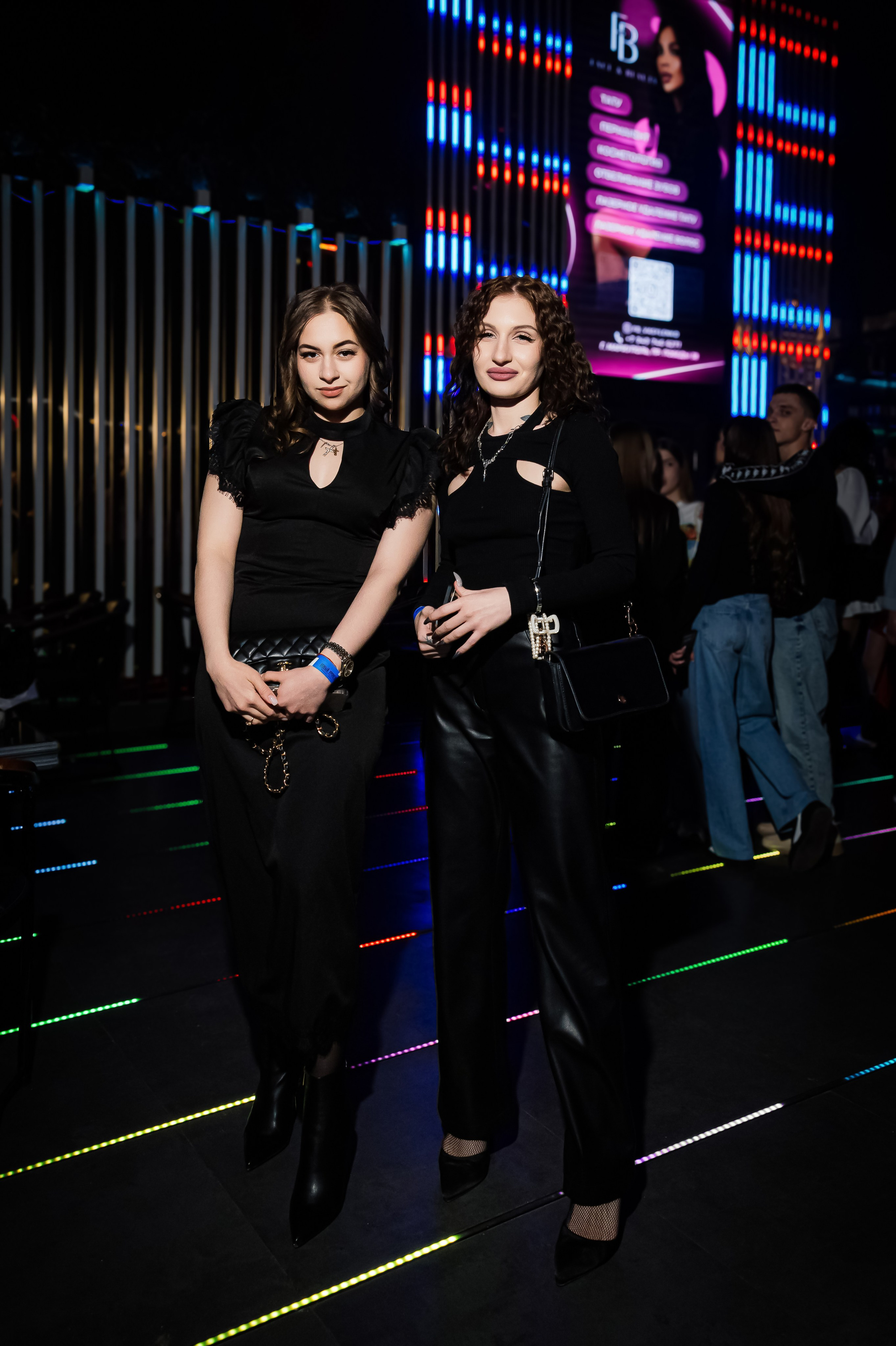 FreeZone night Club. Ларина Иванна фотограф в Донецке