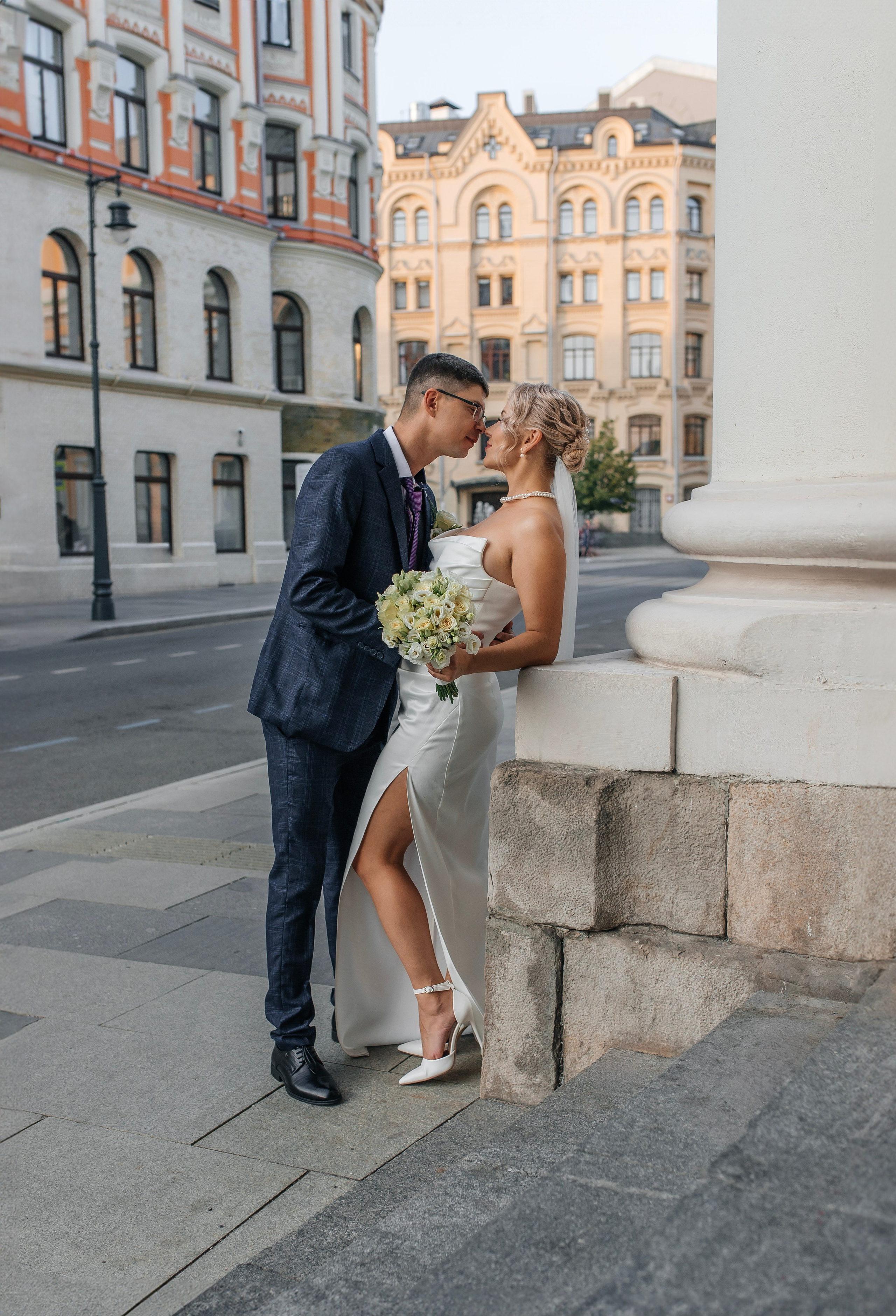 Гостиный двор-отличная прогулка молодожёнов после регистрации брака