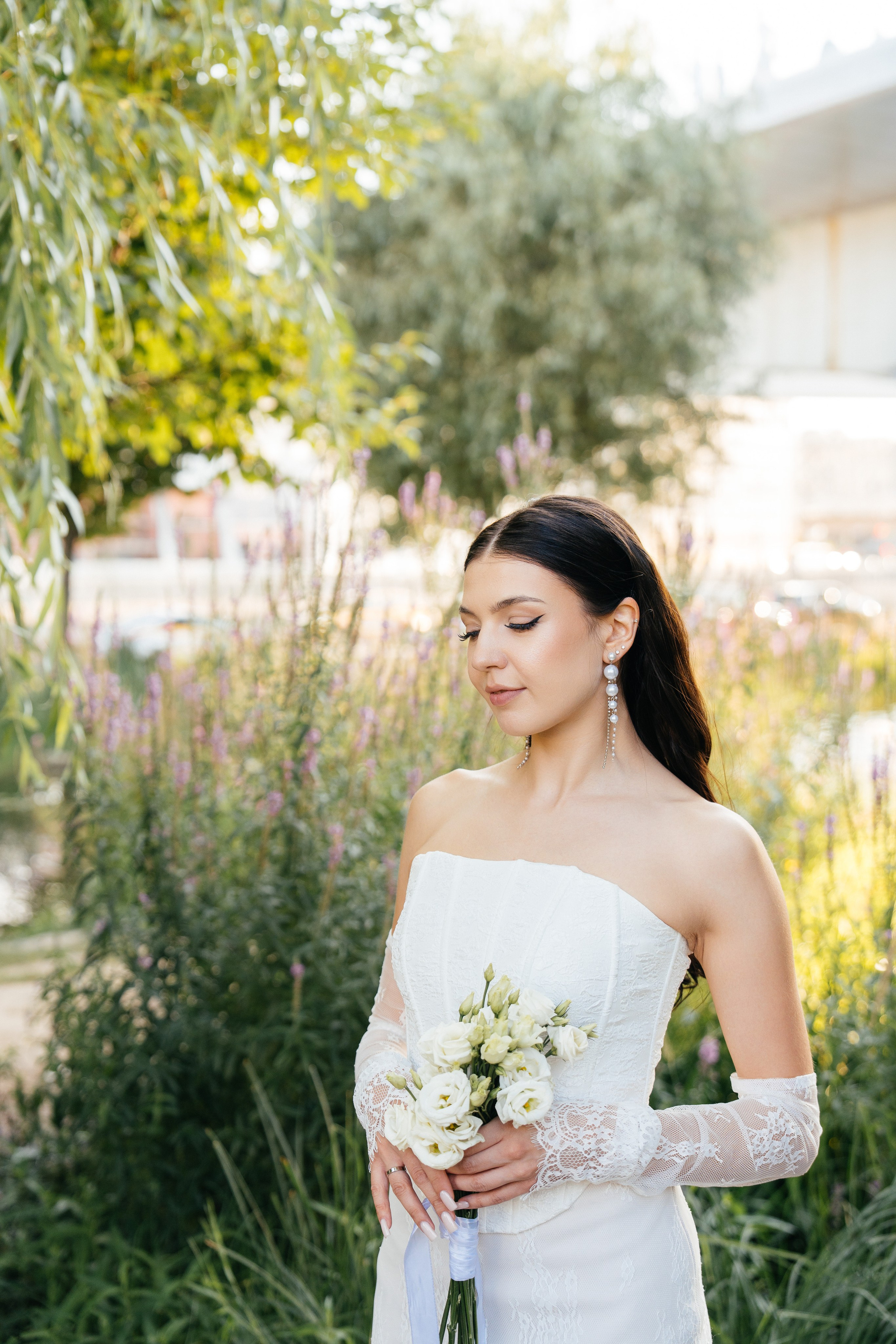 Свадебная фотосессия в Москве у высотки на Котельнической набережной. Свадебный фотограф в Москве Анна Полушина