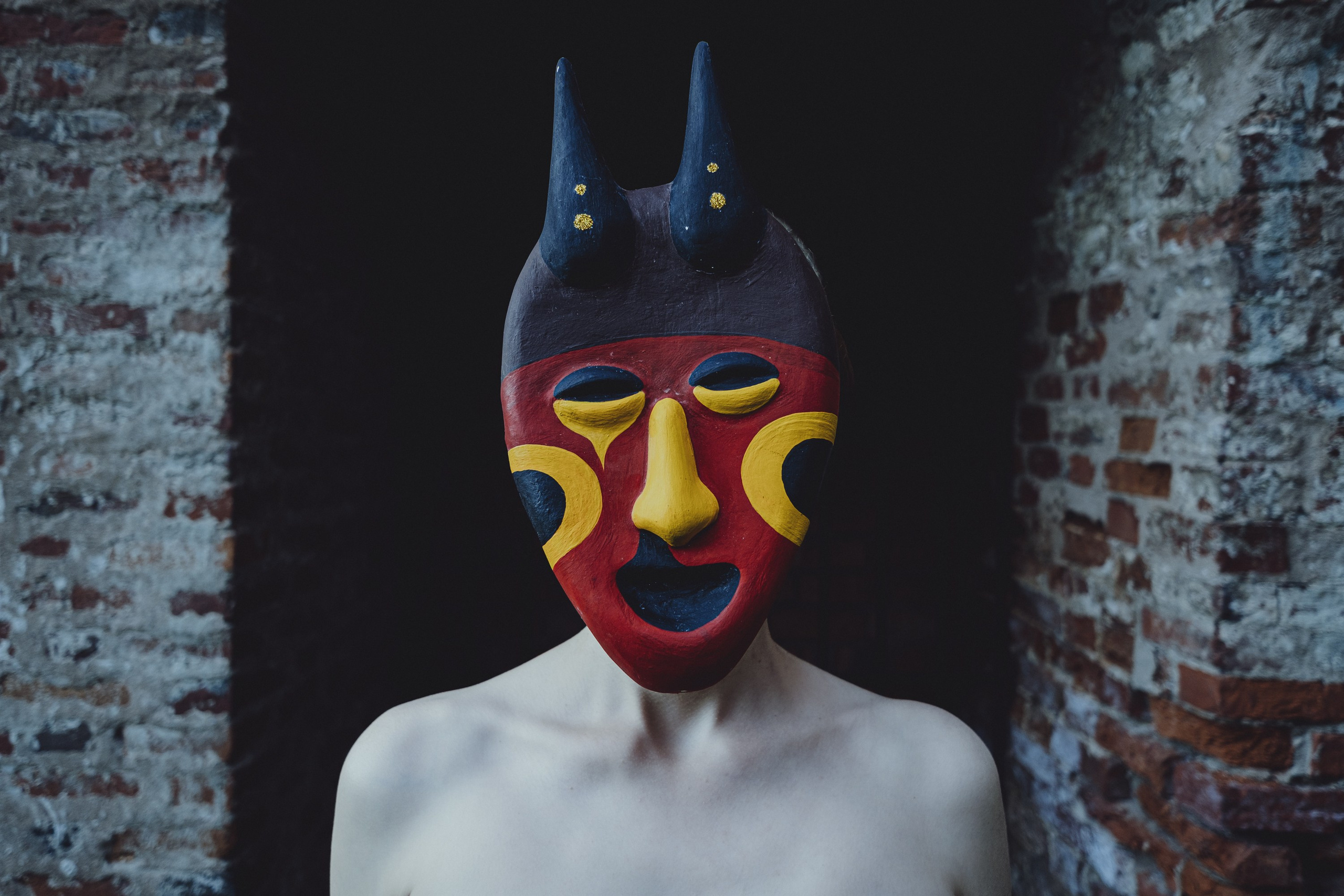 Серия фотографий «Маска.Птица». Художественный фотограф из Москвы Роман Якушин | Авторская арт-фотография
