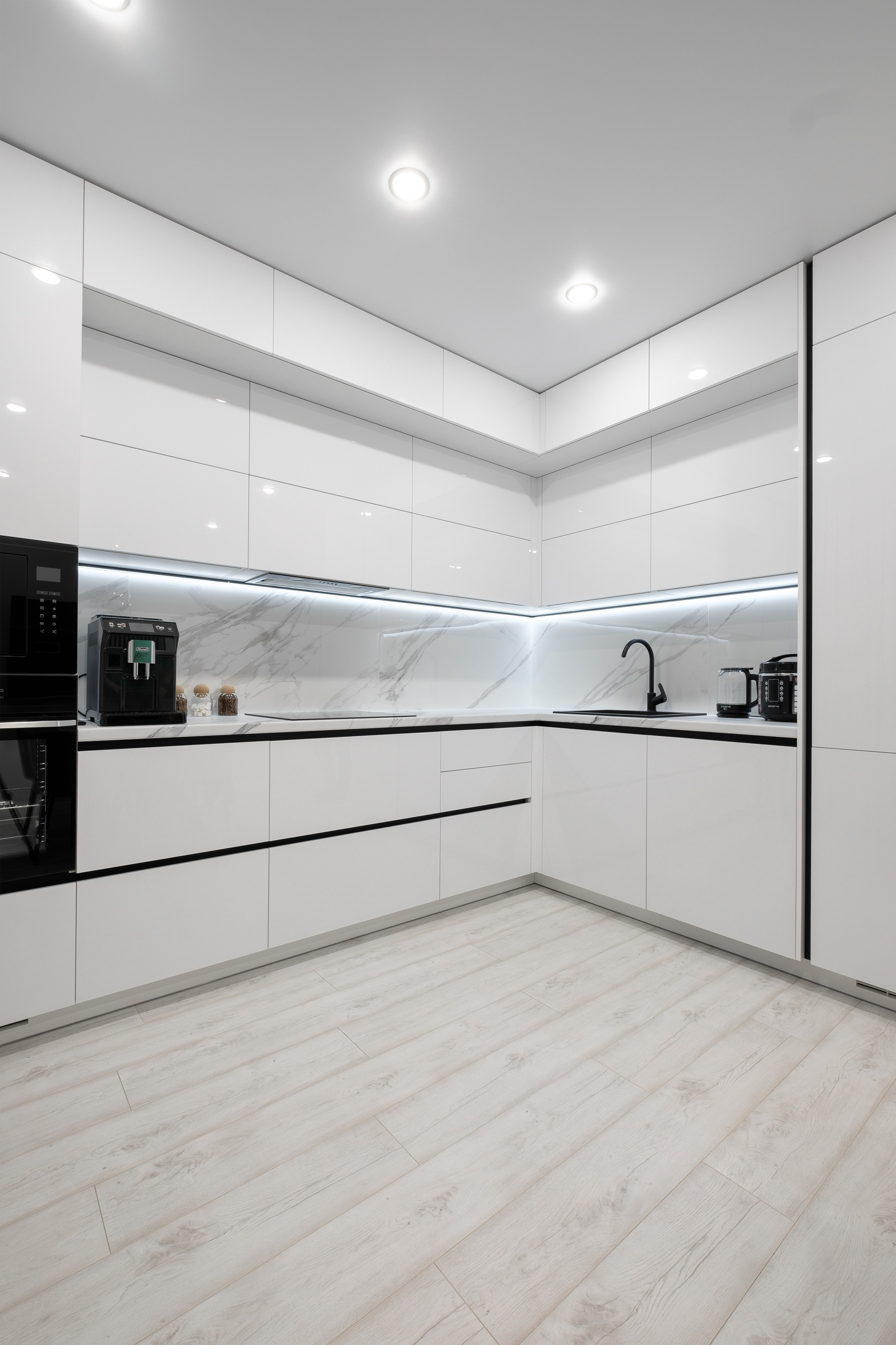 Корпусная мебель «АБ Мебель». Интерьерный фотограф и видеограф в Санкт-Петербурге Вадим Балбашевский