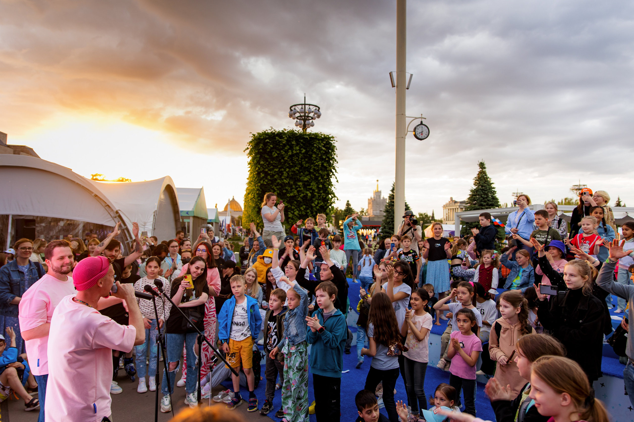 ВК Сферум | Фестиваль «Движение первых». Репортажный фотограф Семён Борисов | Москва
