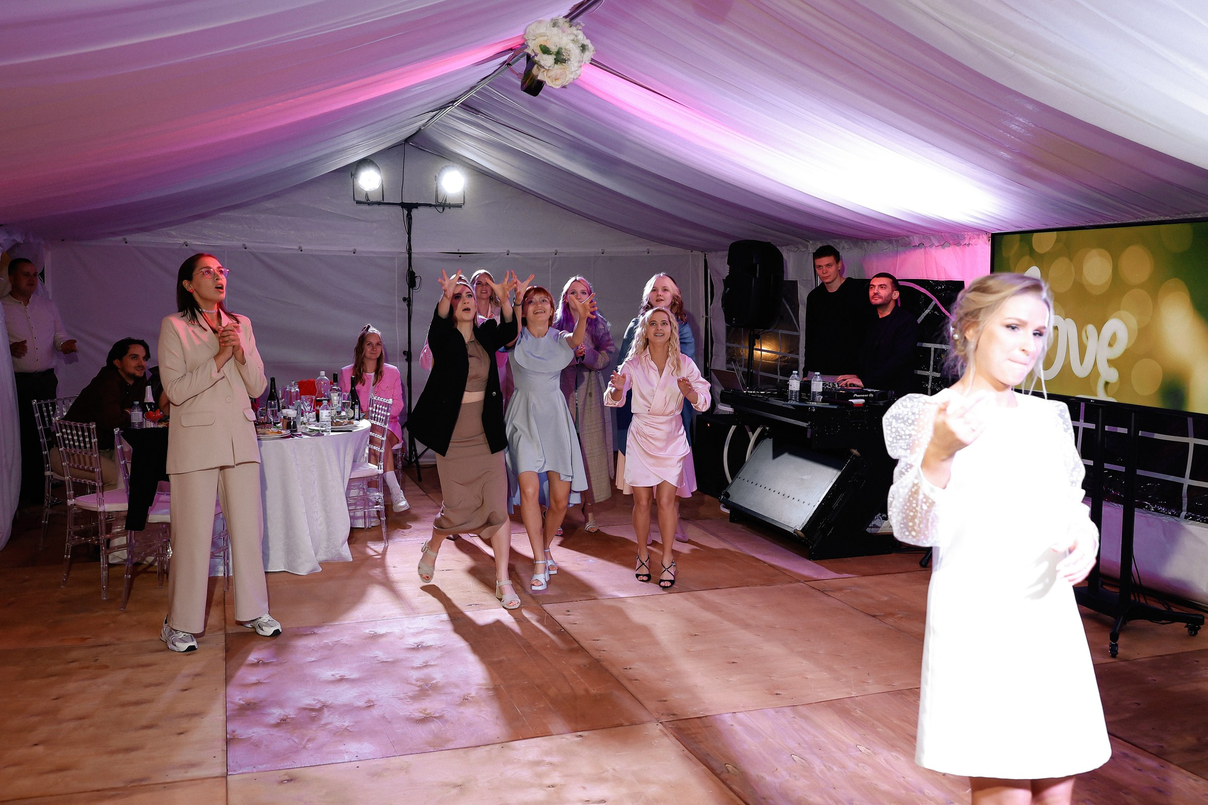 Мария и Роман. 2023. Свадебный фотограф Великий Новгород Станислав Кособудский