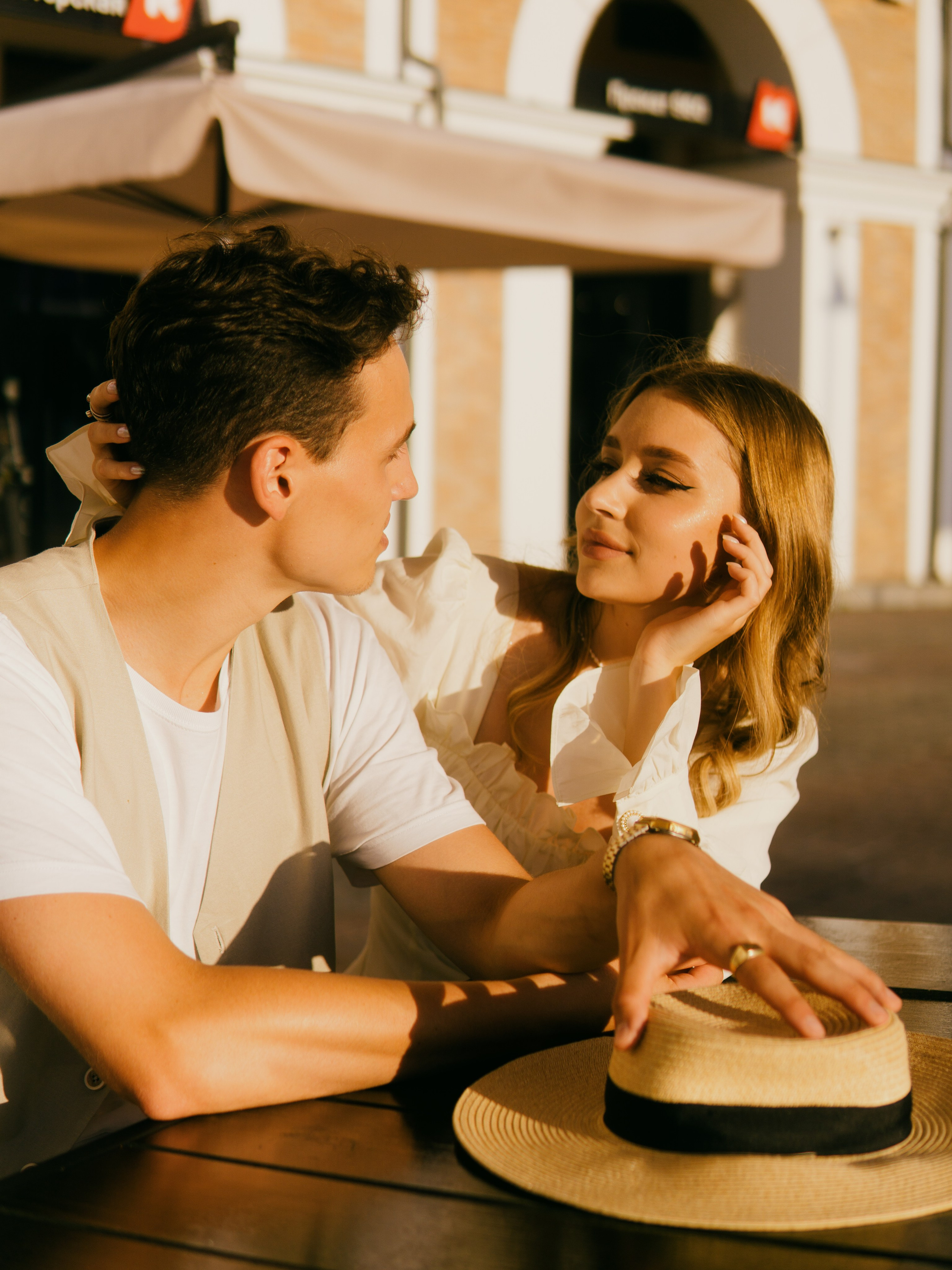 Солнечная прогулка в горах. Главная