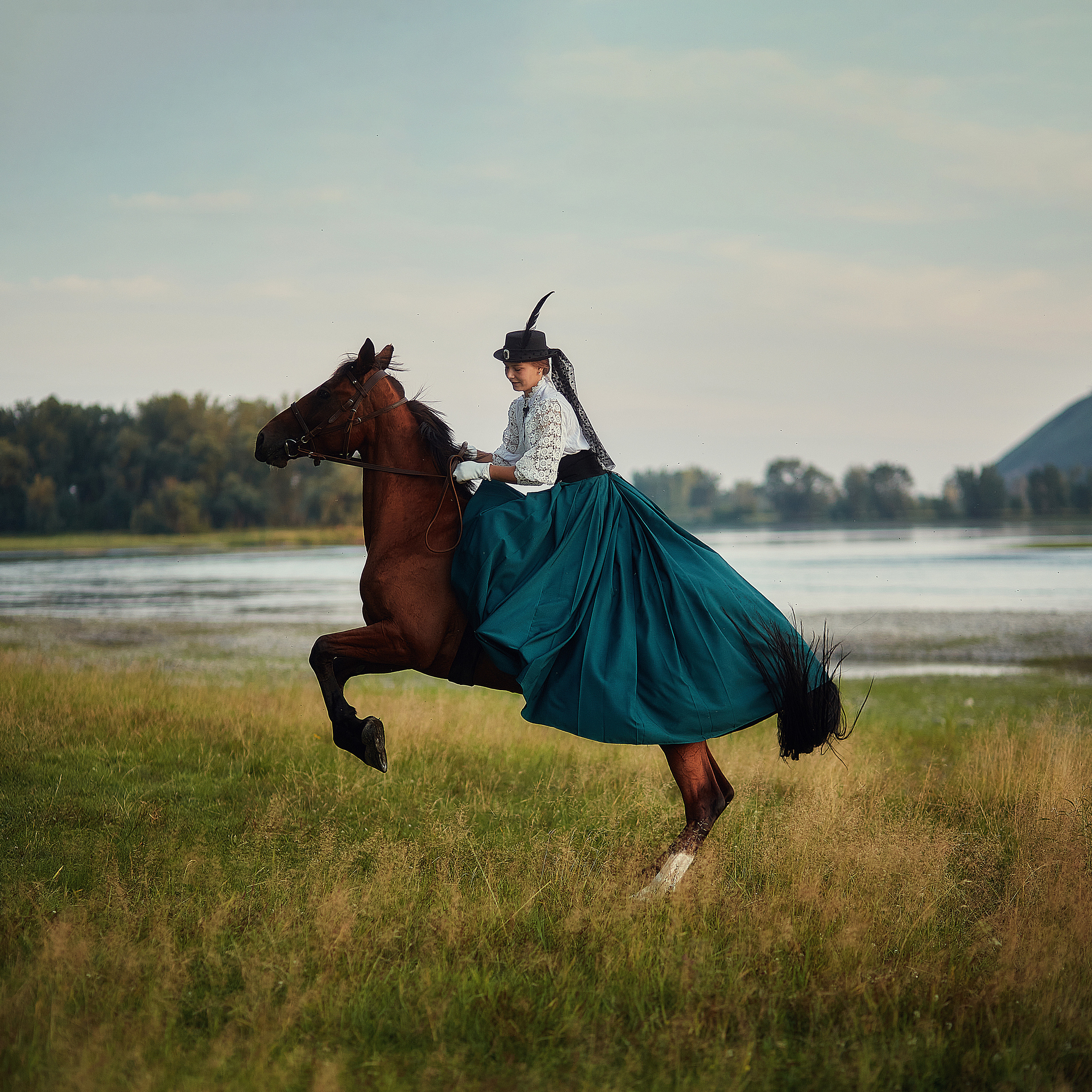 Грациозная наездница. Контент фотограф Мясникова Наталья Абакан/Минусинск
