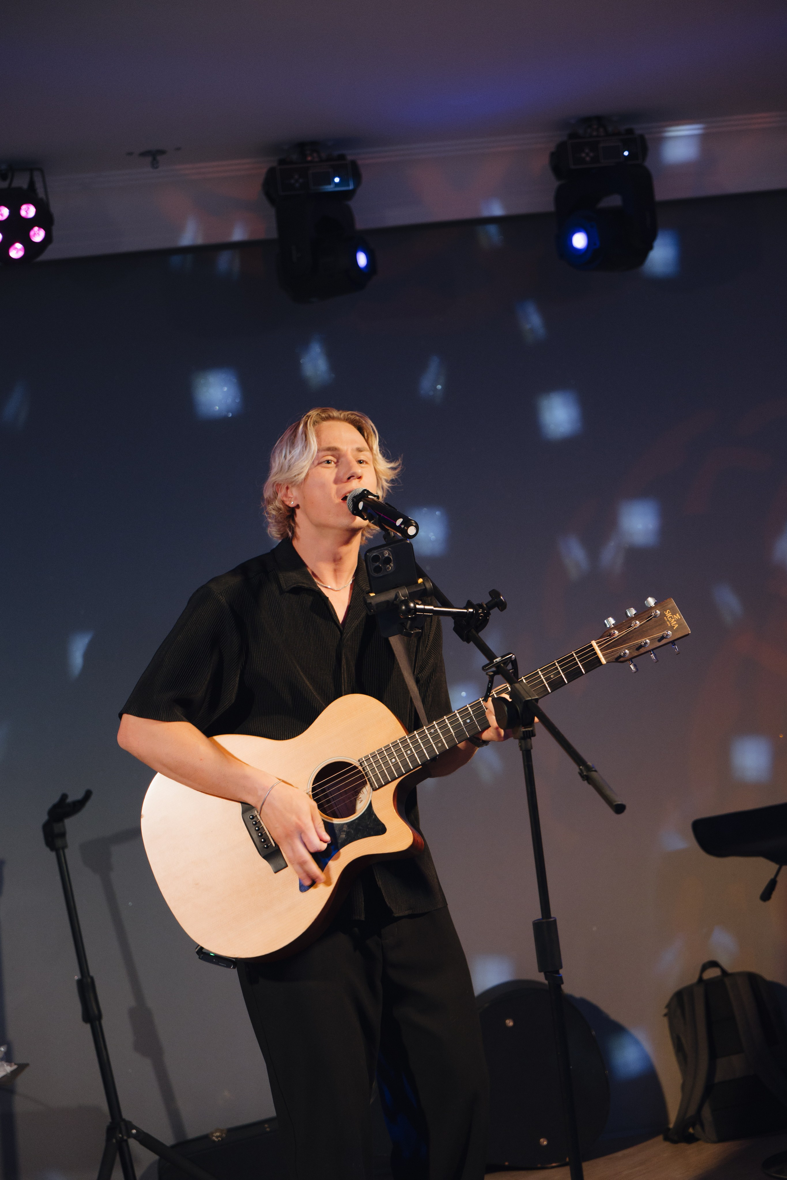 Таня и Миша. Главная