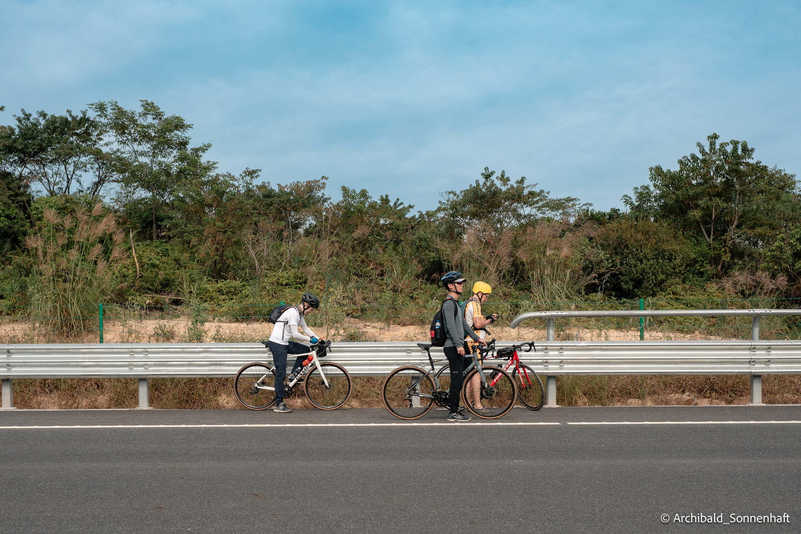 The first time on a road bike. Photographer in Guangzhou, China. Archibald Sonnenhaft