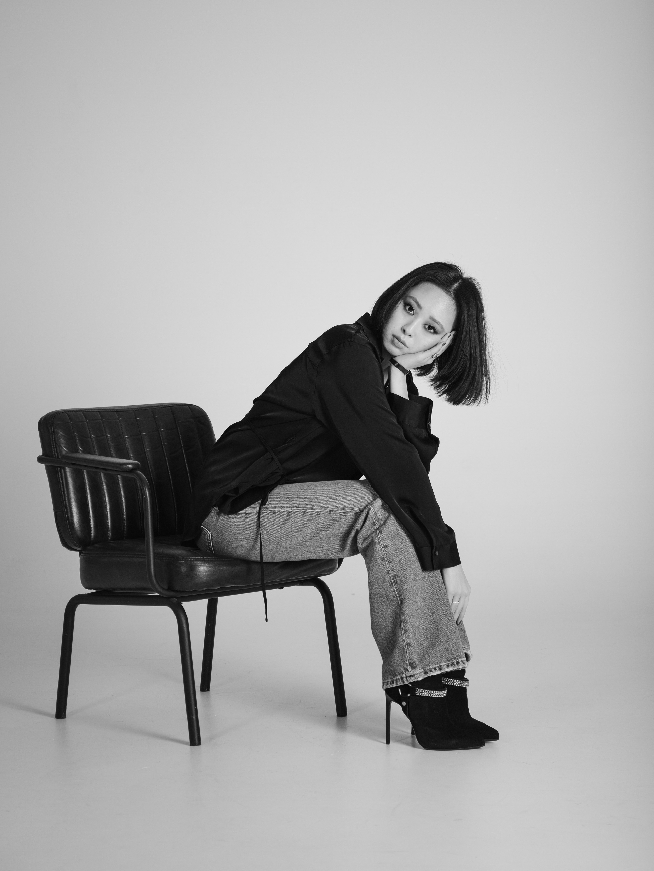 На циклораме. Свадебный и семейный фотограф в Москве Мила Широких