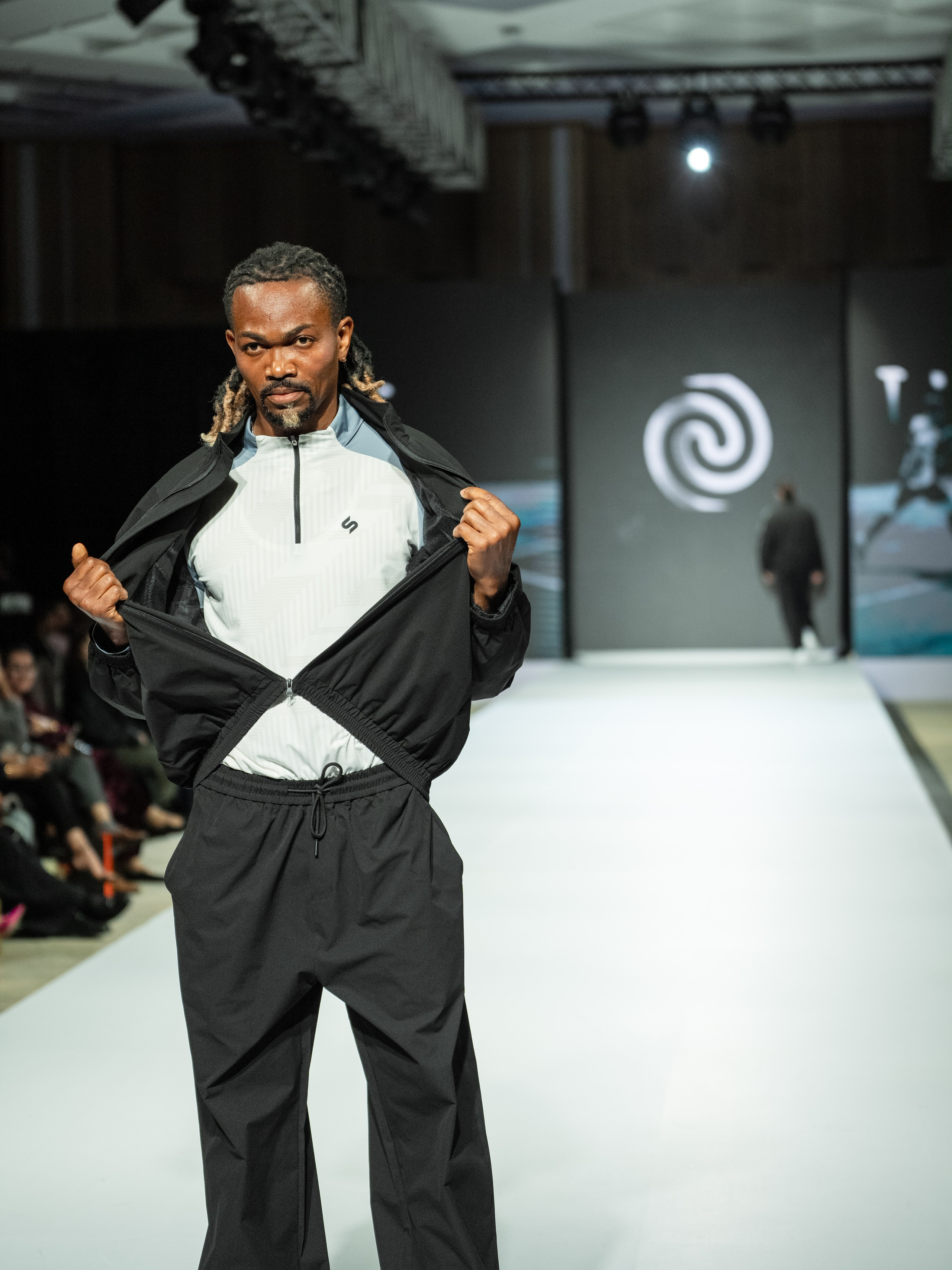 EURASIAN FASHION WEEK Husl Sport. Сайт Алматинского НЮ АРТ, будуар и фэшн фотографа Дениса Карпенко