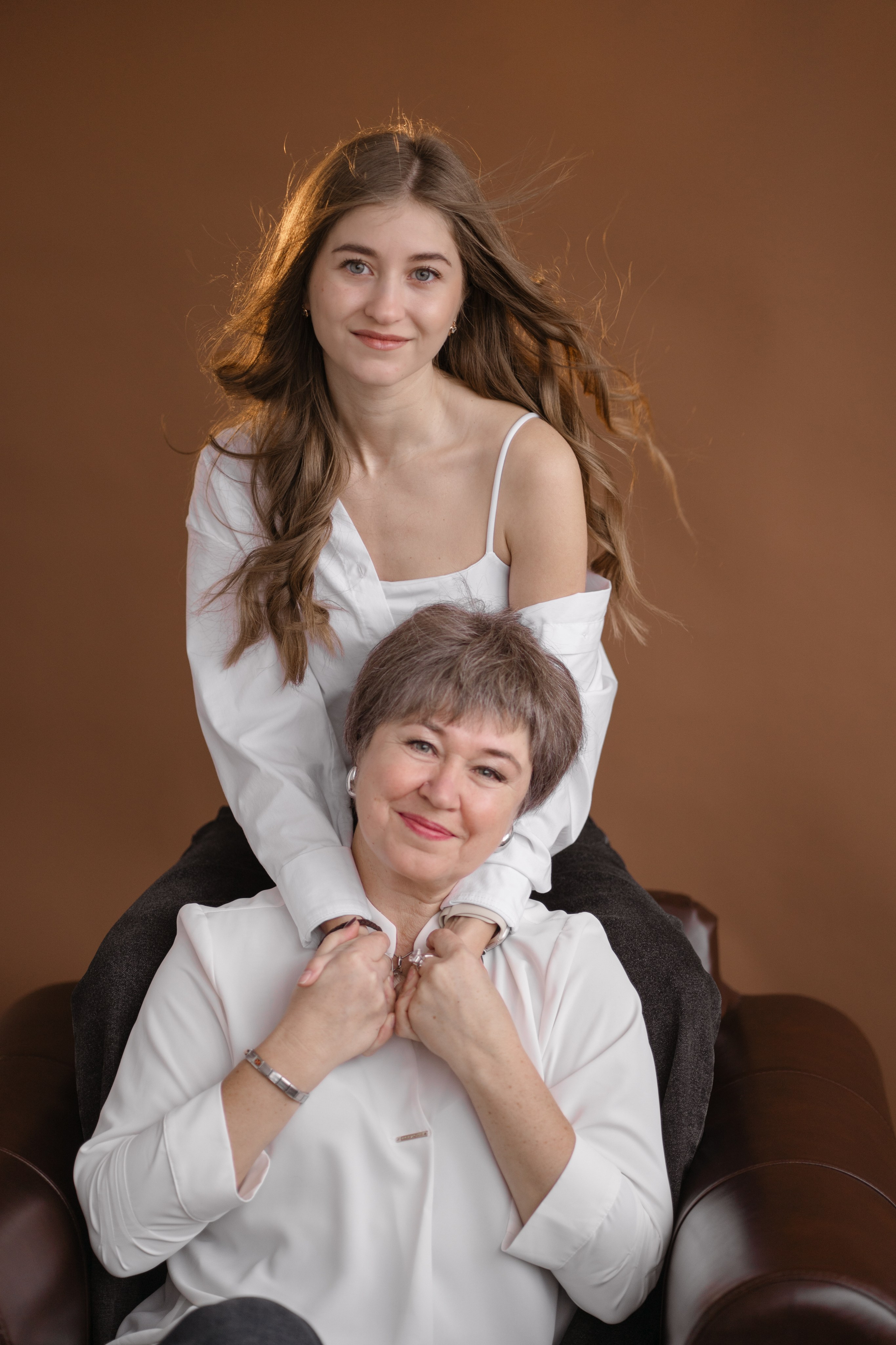 Мама с дочками. Семейный фотограф, фотосессия беременности в Новосибирске Кристина Киб