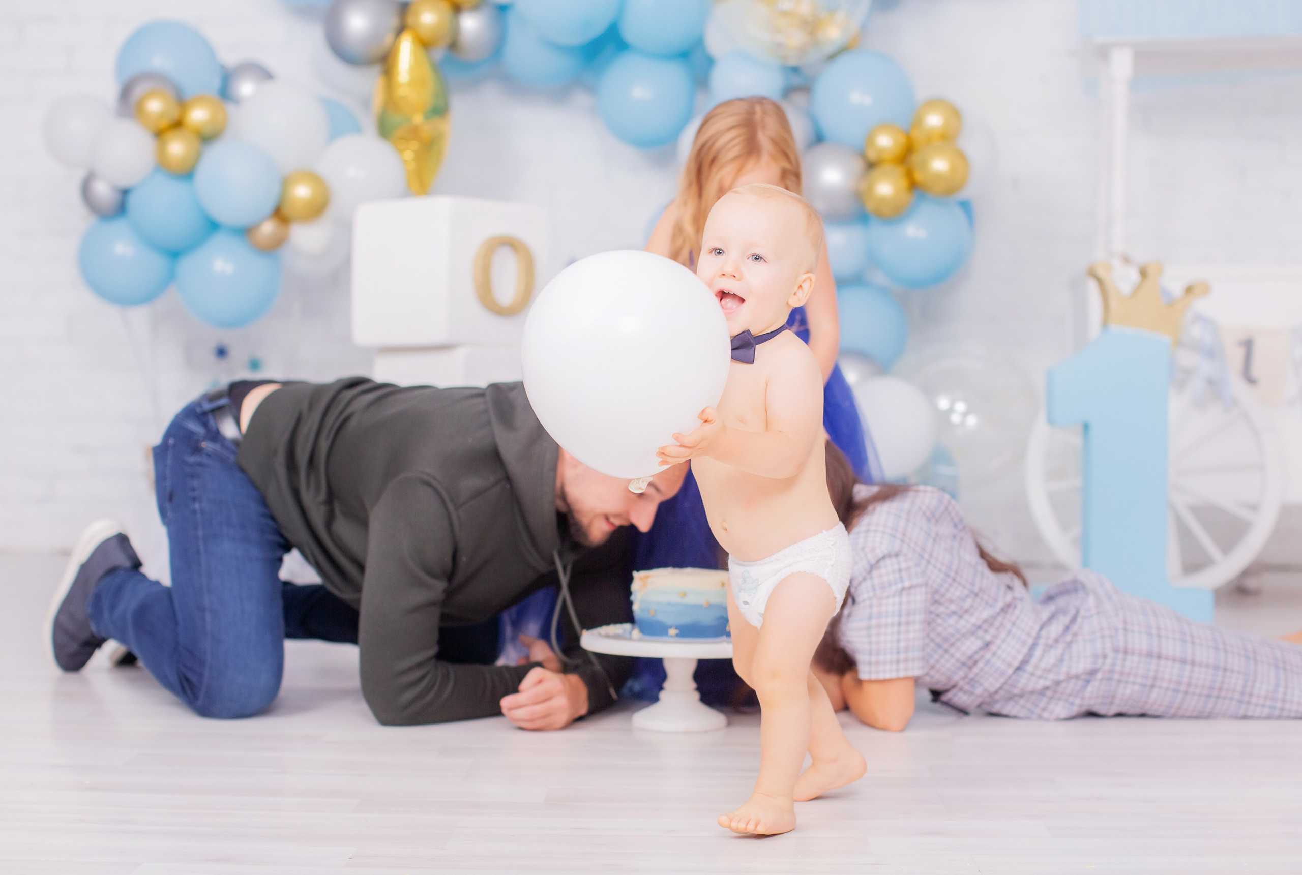 Первый торт. צלם ואמן ילדים ומשפחה