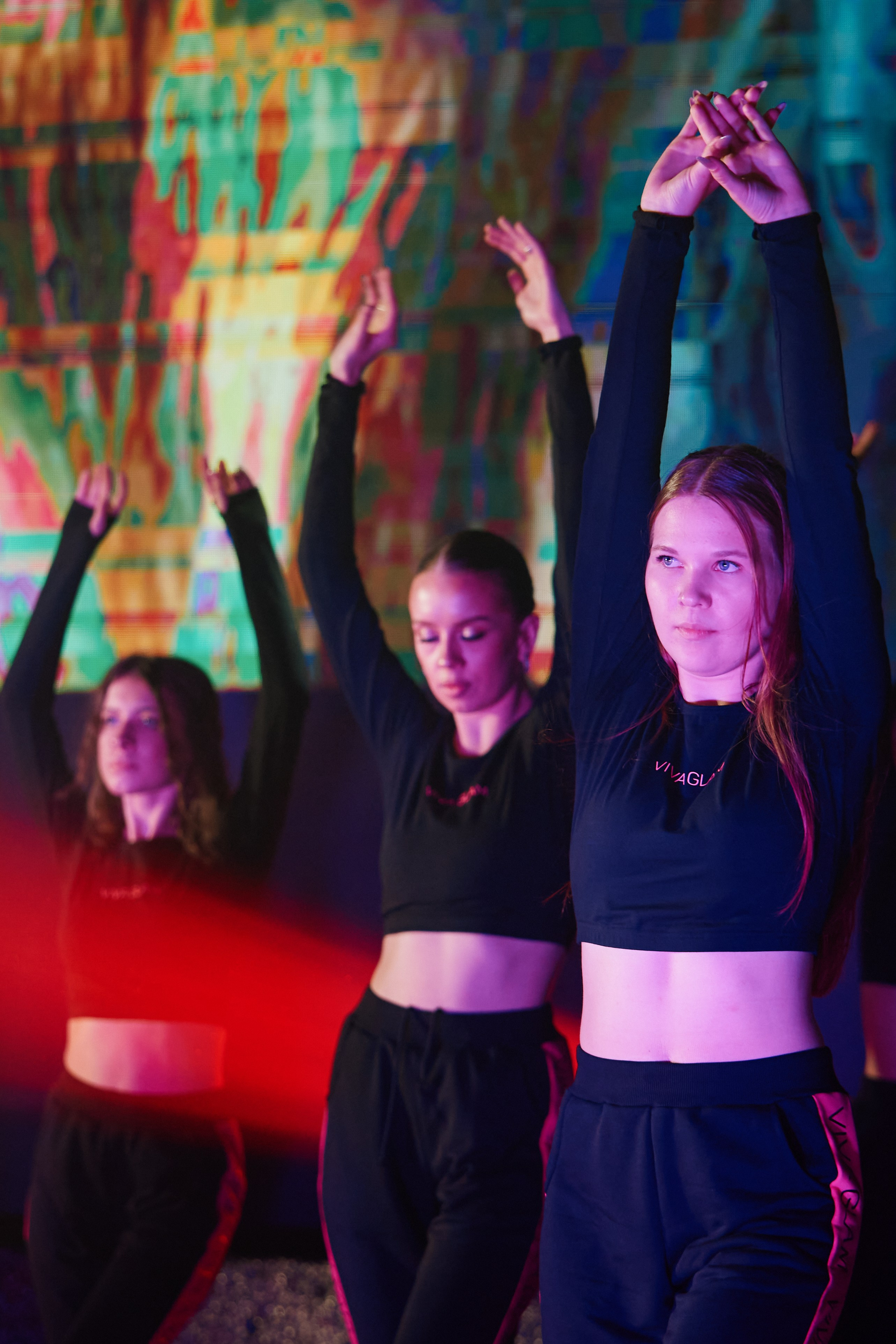 VIVA GLAM Отчетный концерт. Фотограф и видеограф в Кургане Леонид Корнильев