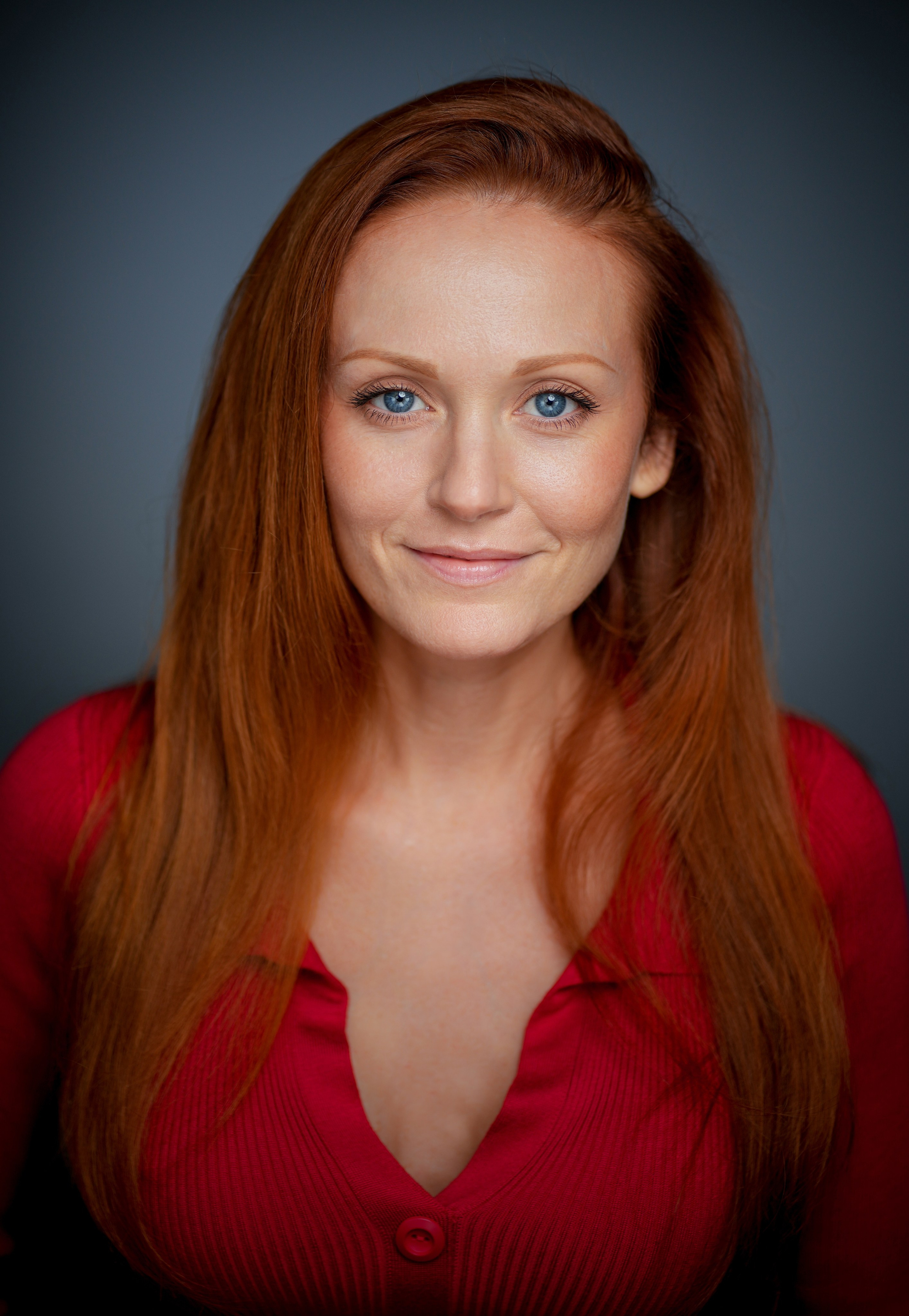 Актриса Софья Золотая. Портретная съемка в Москве, студийный фотограф Игорь Фомин