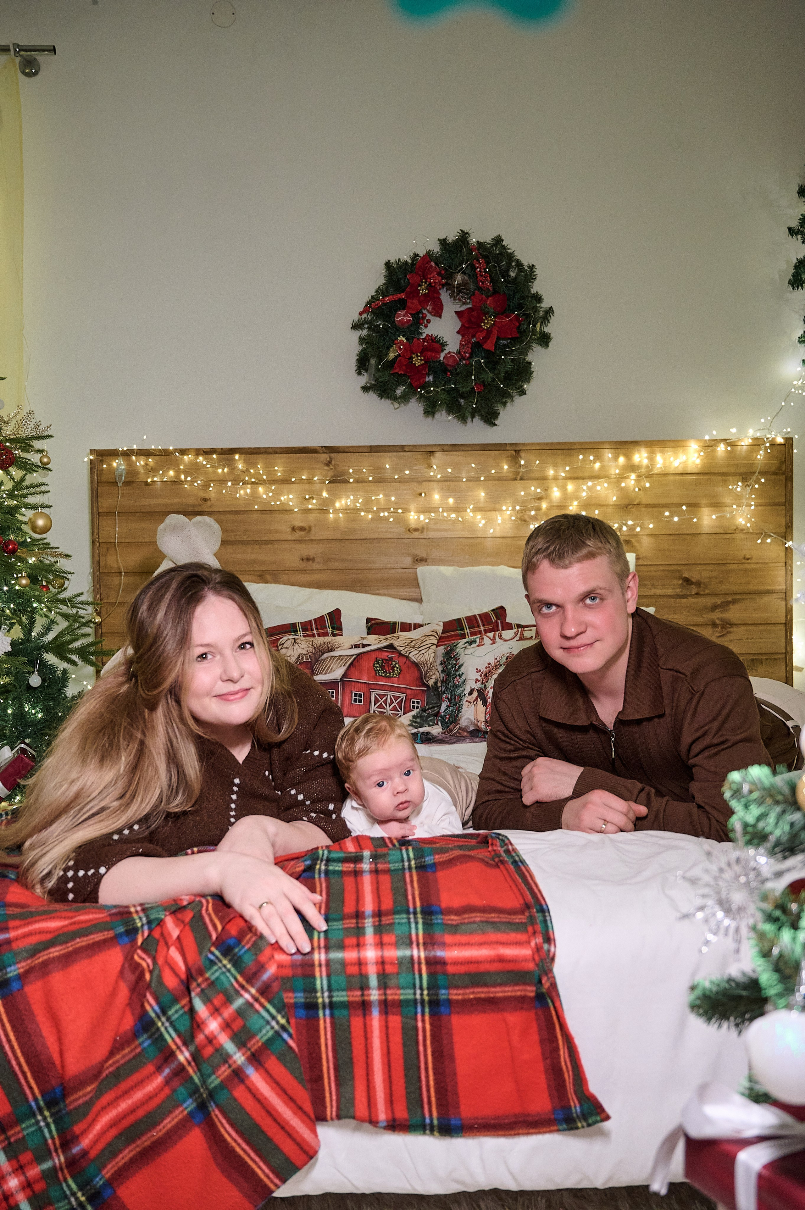 Новогодняя семейная фотосессия в Новокузнецке — семья Фетисовых