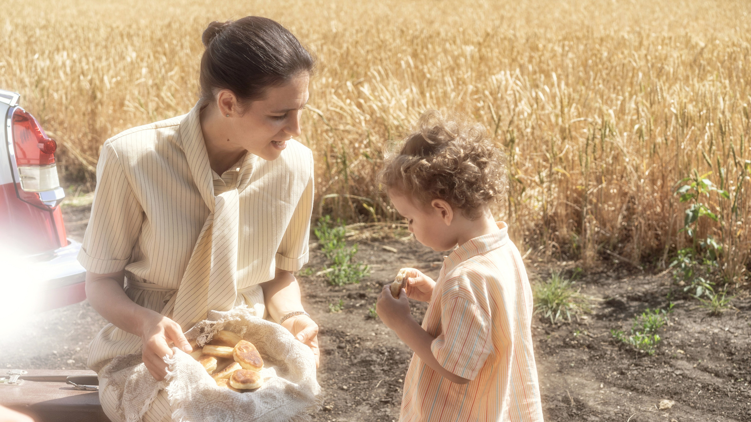 Папа купил автомобиль. Фотохудожник и фоторежиссёр Евгения Будякова