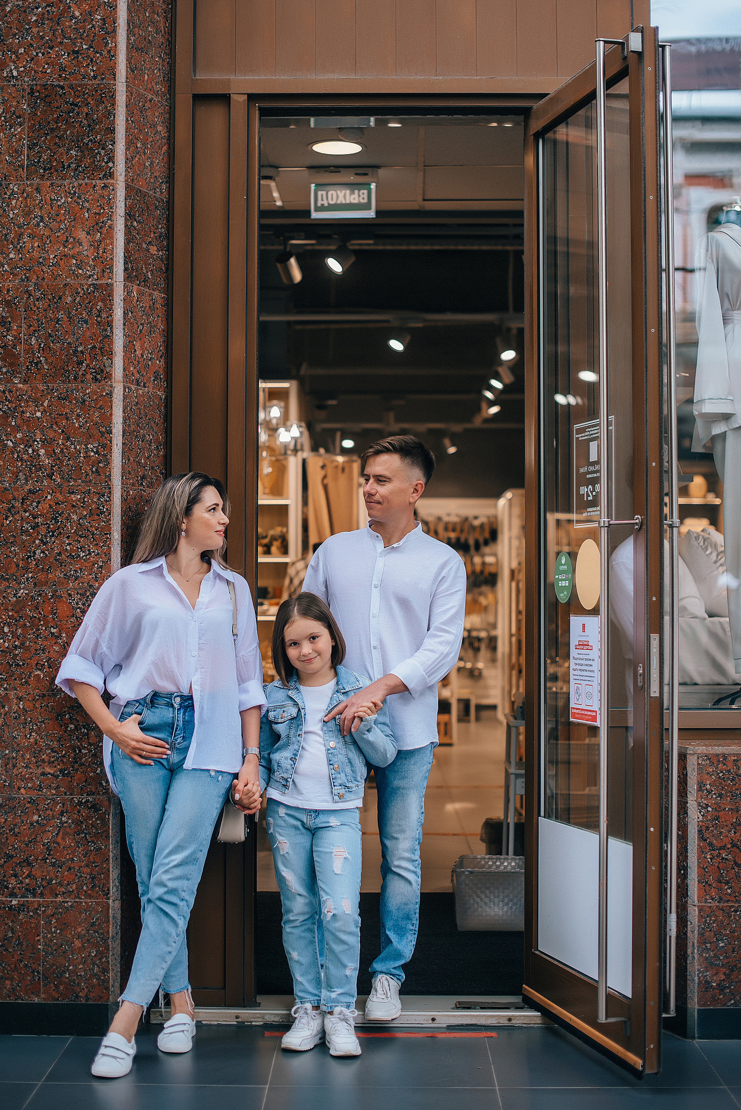 Семейная фотосессия. Детская фотосессия. Свадебный и семейный фотограф в Краснодаре Листкова Галина