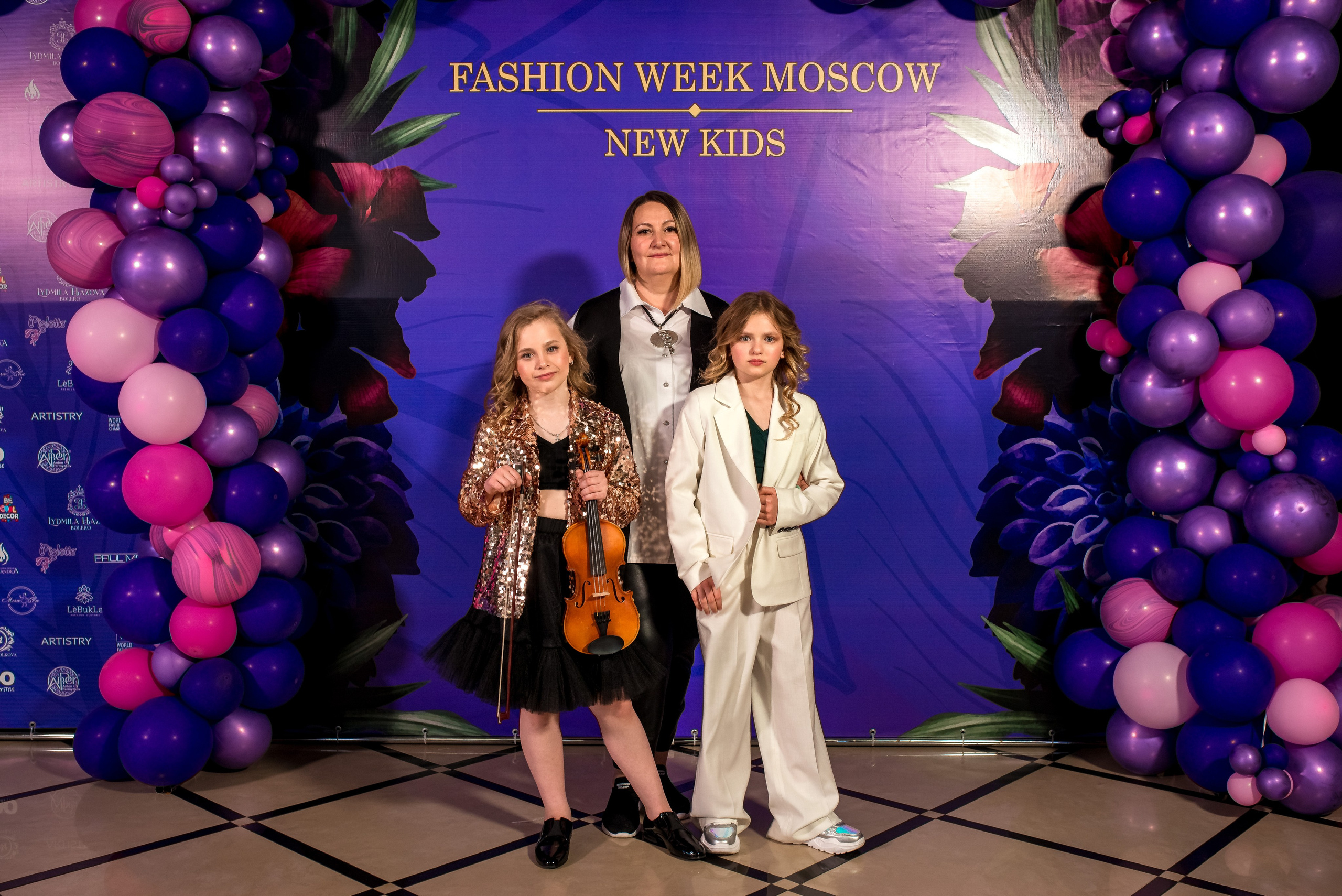 Показ Итальянской моды в России весна 2022. Женский фотограф Крещение Венчание Москва Брянск