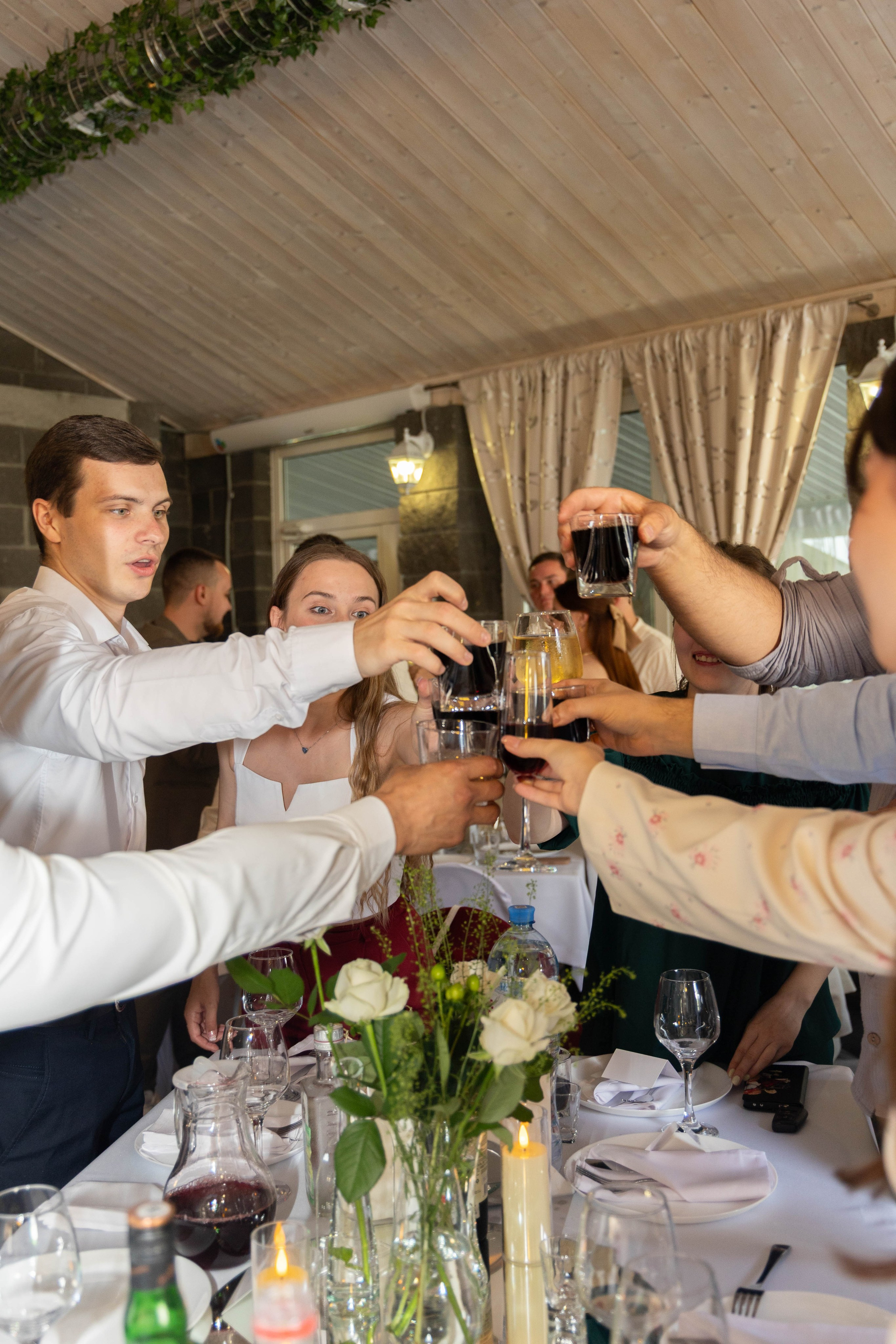 Свадебная фотосессия свадебный фотограф Татьяна Марсуверских свадебная фотопрогулка Москва Жуковский. Фотограф для маркетплейсов, фотоуслуги в Жуковском Татьяна Марсуверских