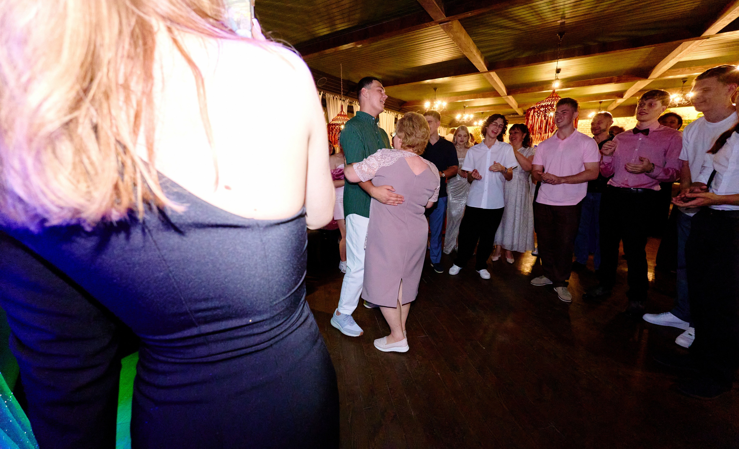 Выпускной 35 Сош. Фотограф Выпускные альбомы Таганрог Сергей Коробченко