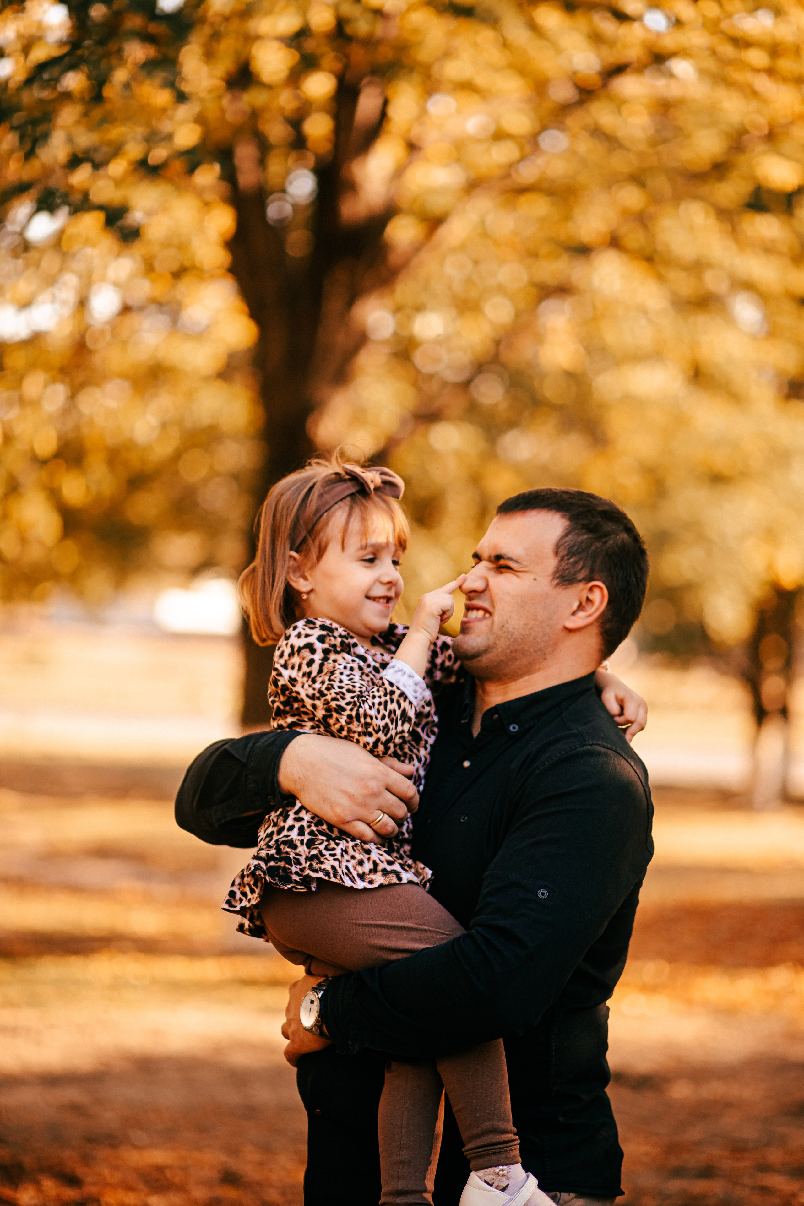 Семейная фотосессия в парке. Свадебный фотограф Кропоткин Краснодар