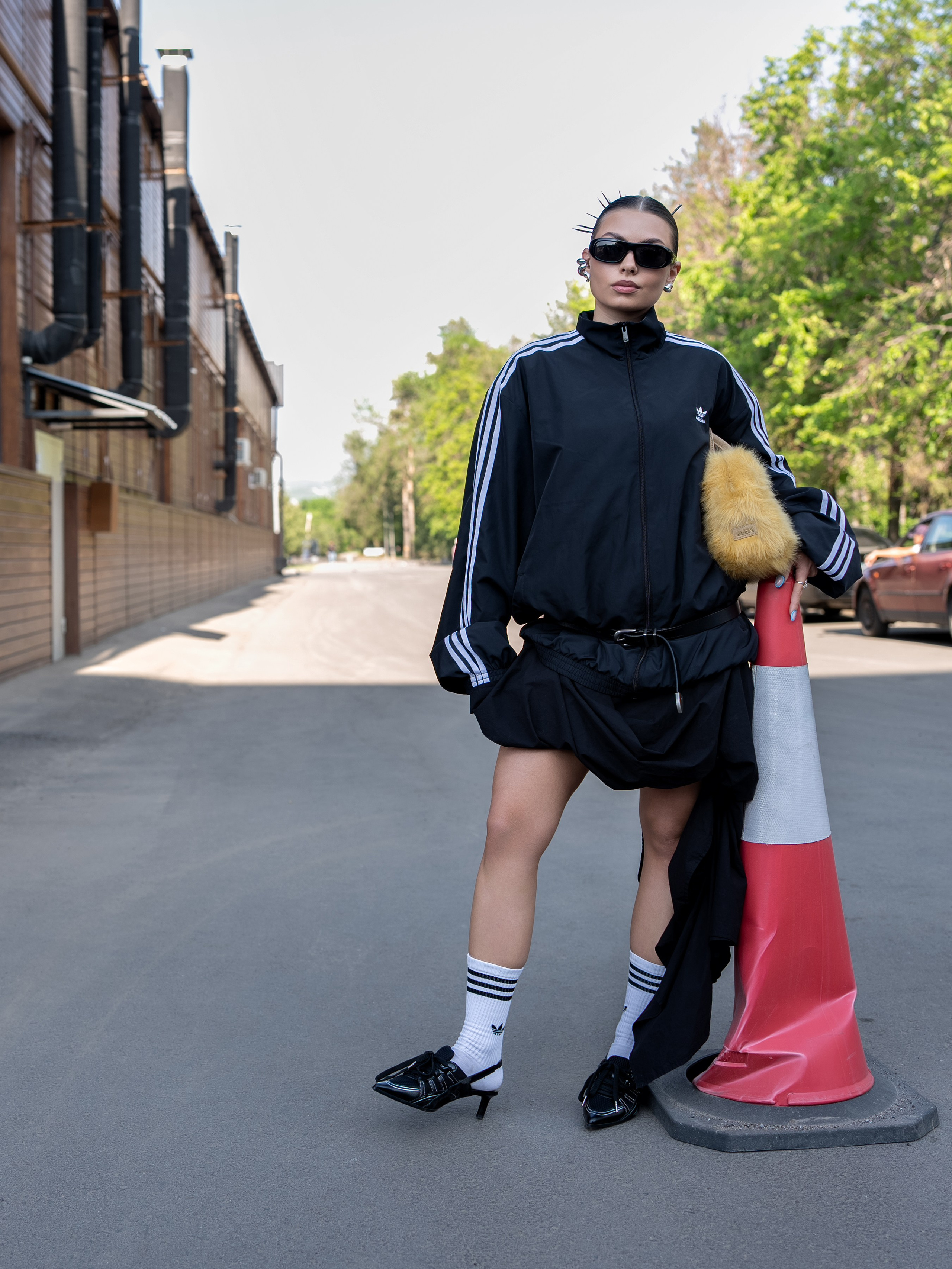 Visa Fashion Week Almaty Pre-Fall 2026 April StreetStyle Day 2. Сайт Алматинского НЮ АРТ, будуар и фэшн фотографа Дениса Карпенко