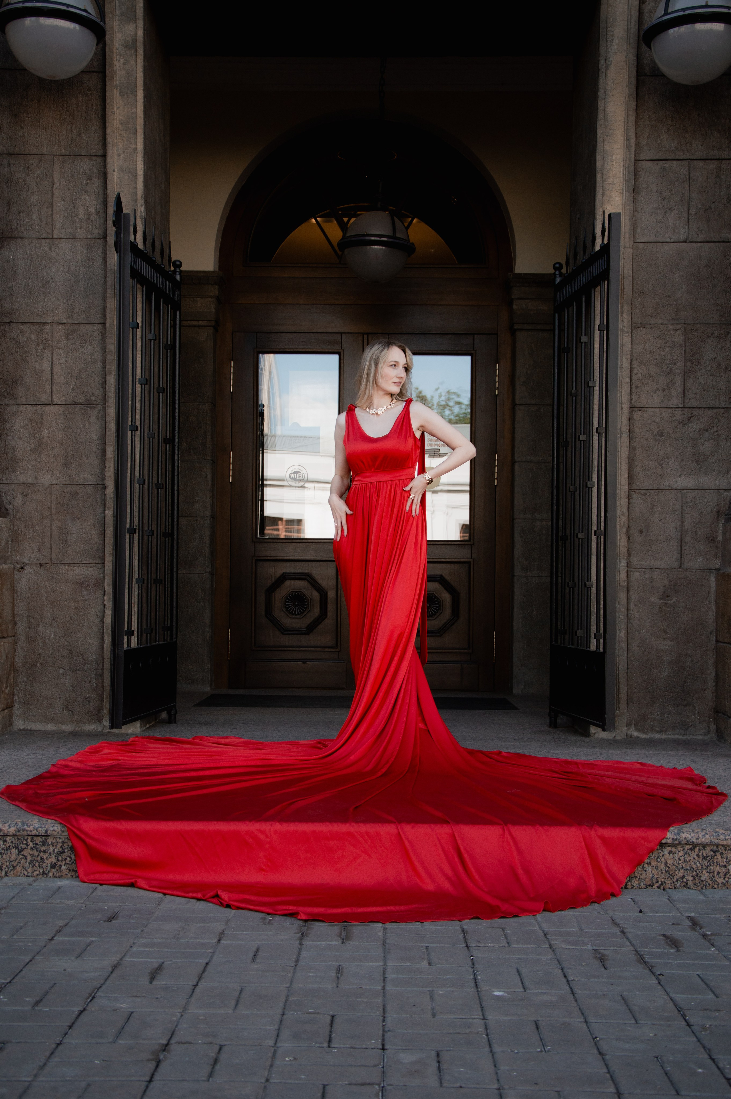 Летящие платья. Мобильный фотограф в Омске