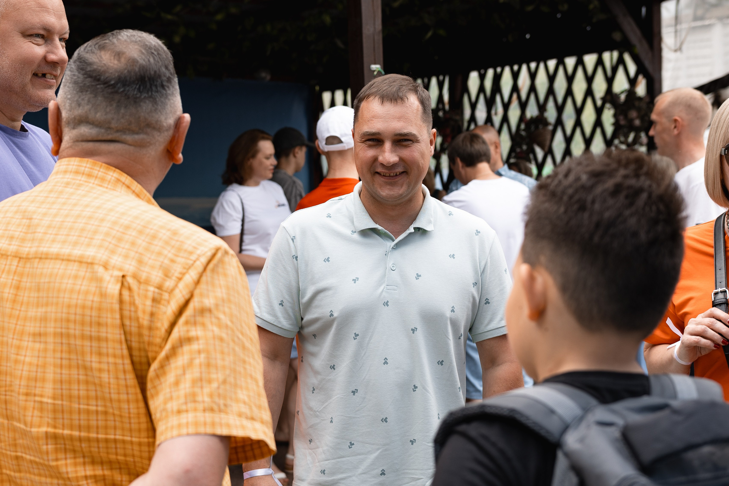 Профессиональный фотограф на выездные мероприятия и тимбилдинги Андрей Алексеев