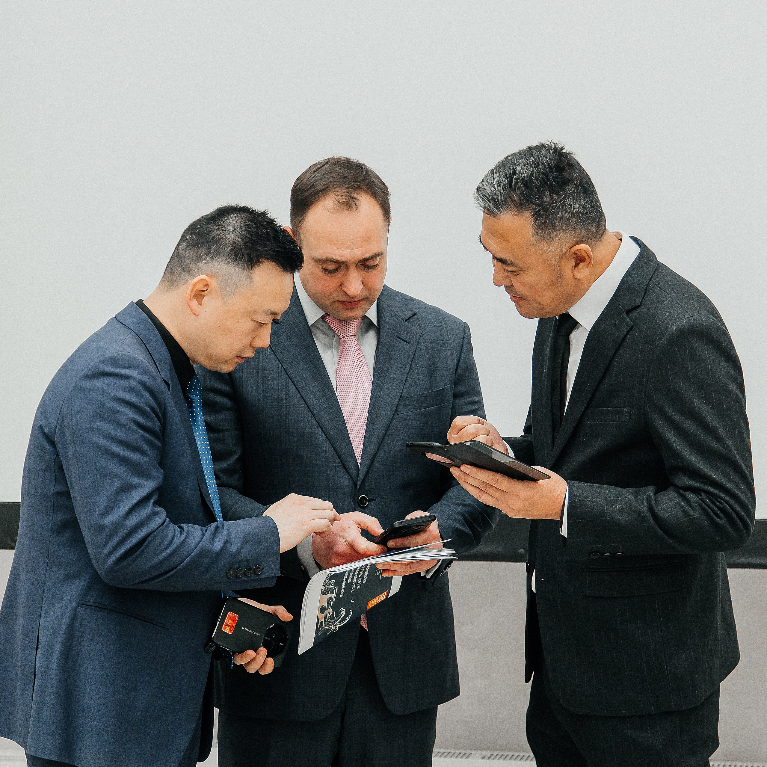 Бизнес — встреча с предпринимателями Китая. Фотограф Екатеринбург Марина Поздеева