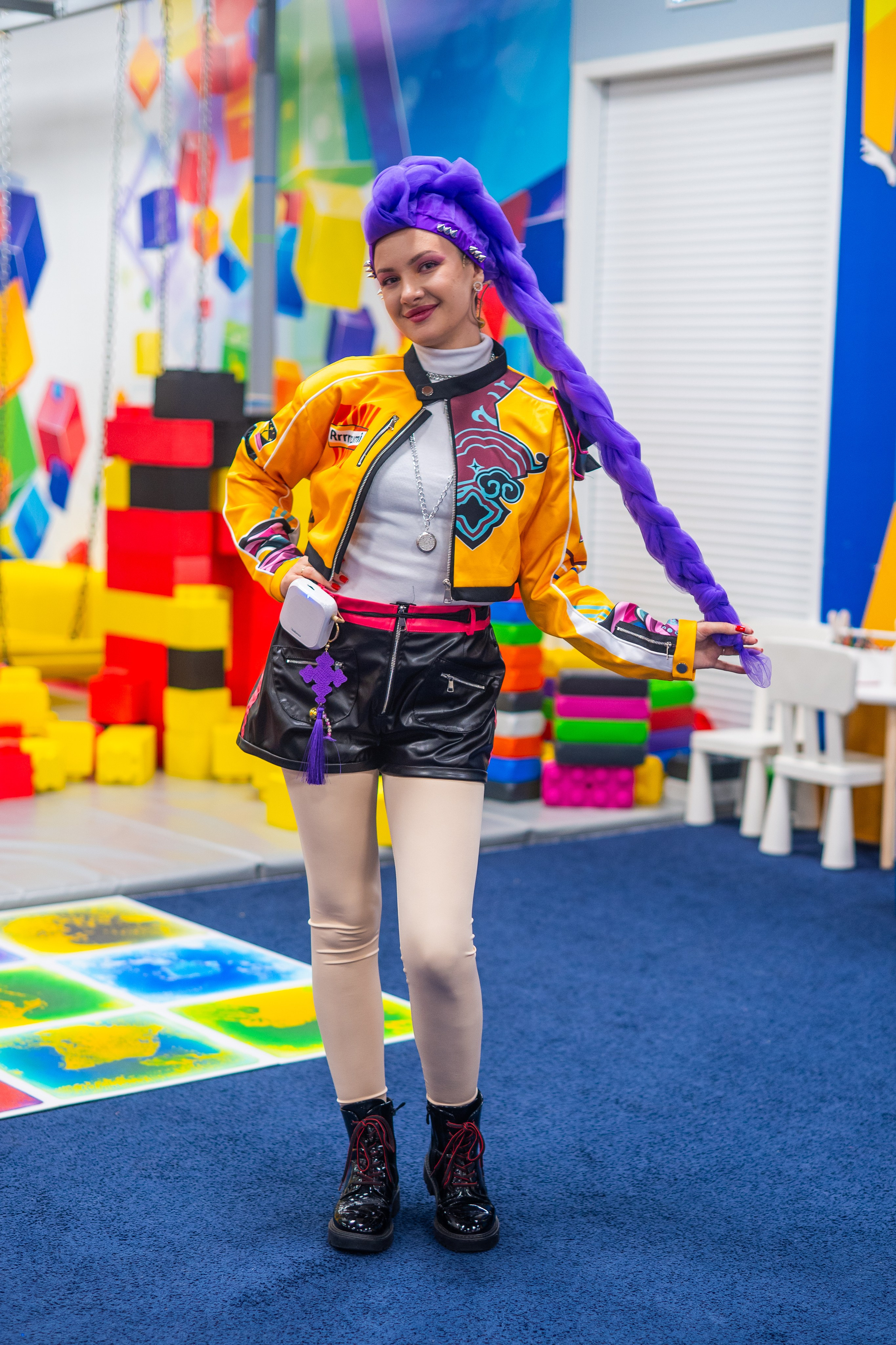 День Рождения Аленочки в Ниндзя Кидс в гости к ней пришла Супер Звезда Руми. Я Ольга Казанцева, фотографирую снимаю ваши киноистории и печатаю фото и цифровые портреты на холсте