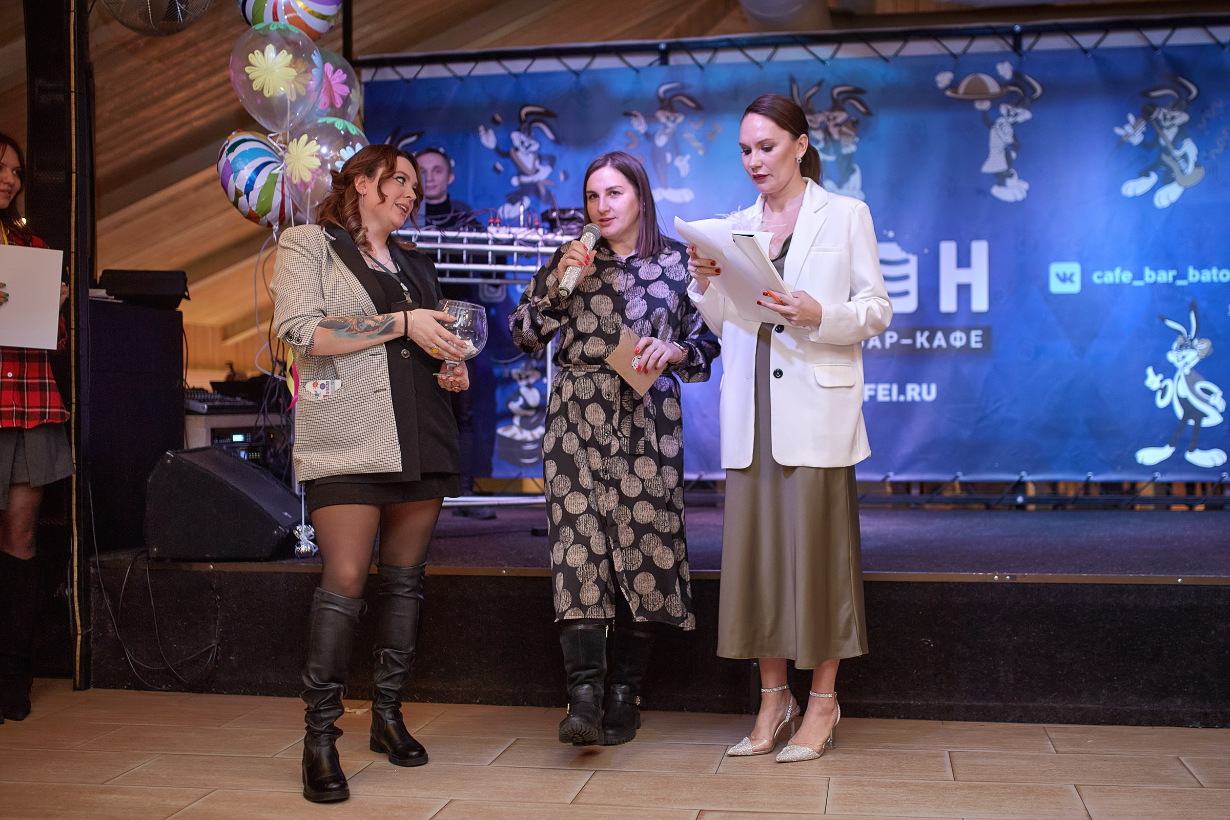 Благотворительный концерт в кафе-баре «Батон» (27.02.2024). Фотограф Роман Желтухин