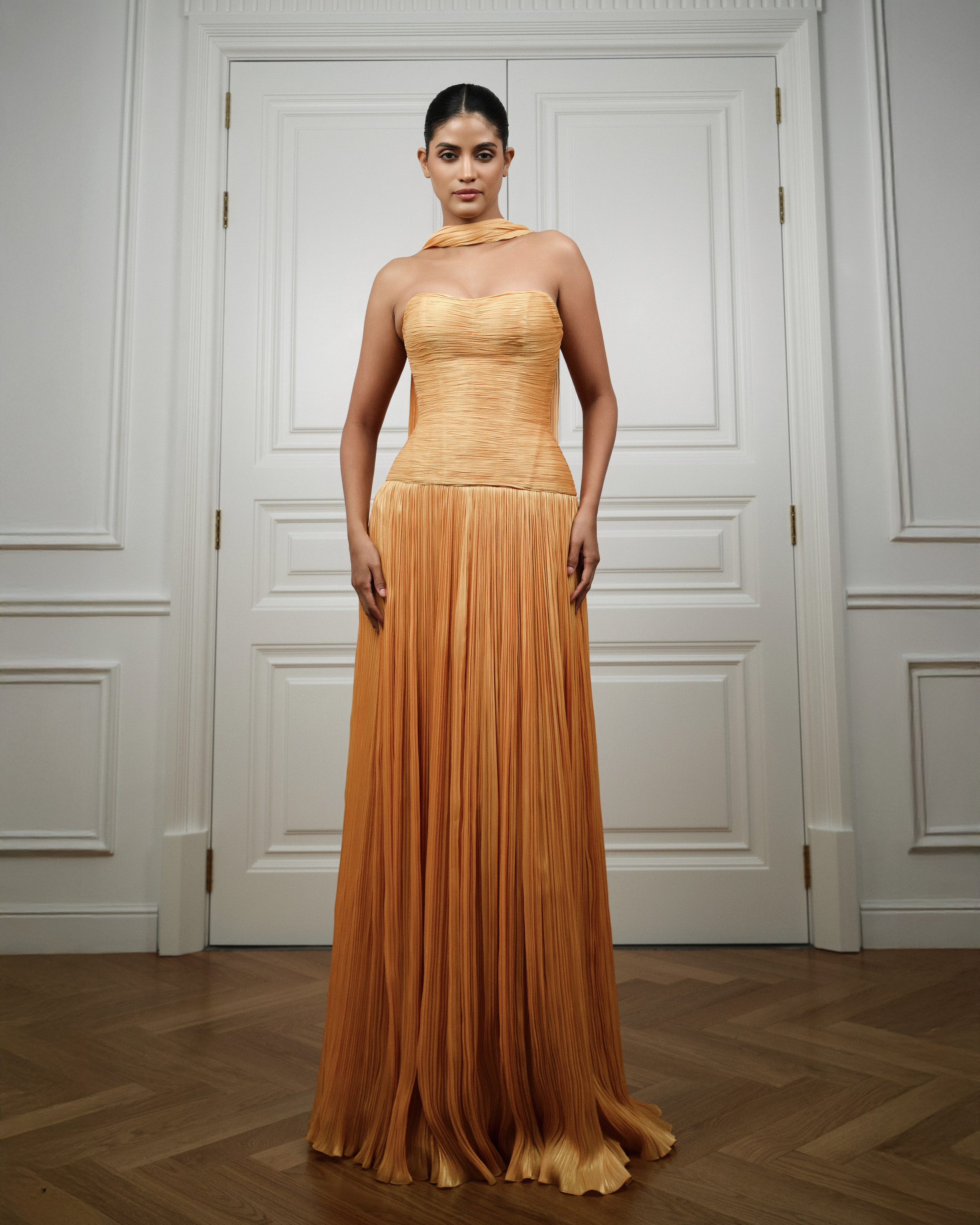 Brand Dress. NOIZOMAX Художественный фотограф в Дубай