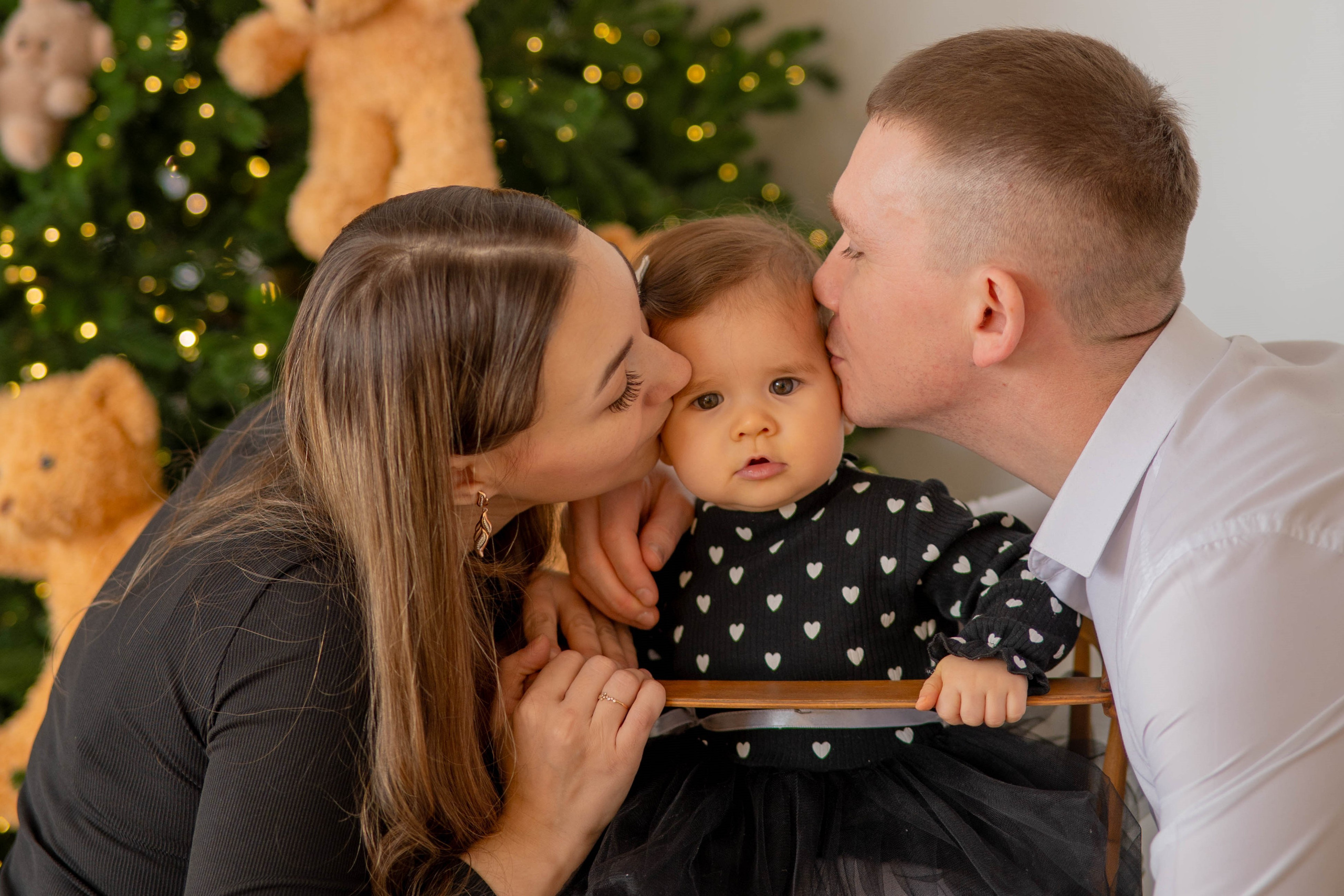 Антон Кристина и маленькая Полина. Семейный и свадебный фотограф в Абакане Юлия Су