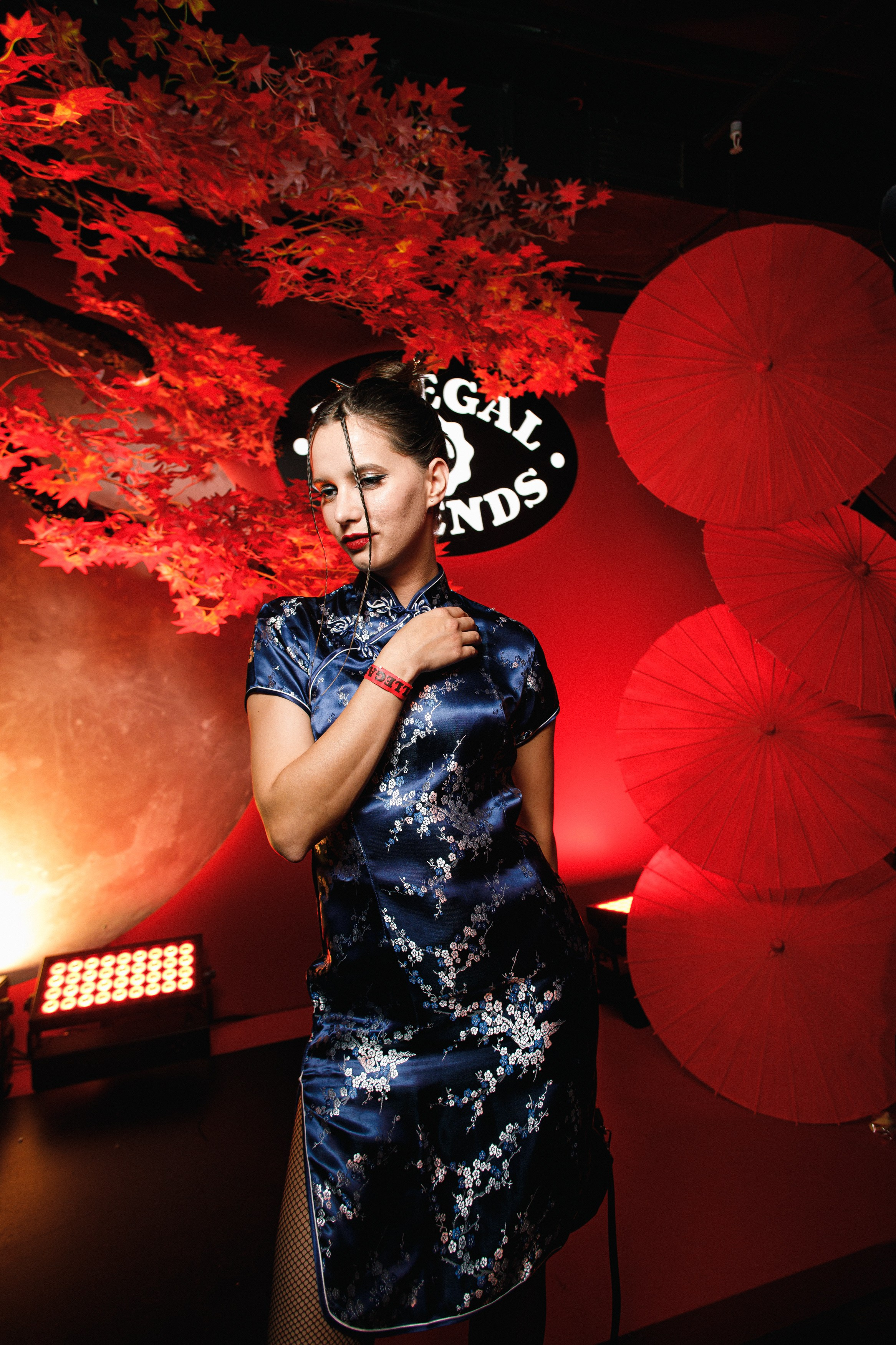 ILLEGAL FRIENDS | ASIA. СВОИ. ФОТООТЧЕТЫ-СОБЫТИЯ-МЕСТА