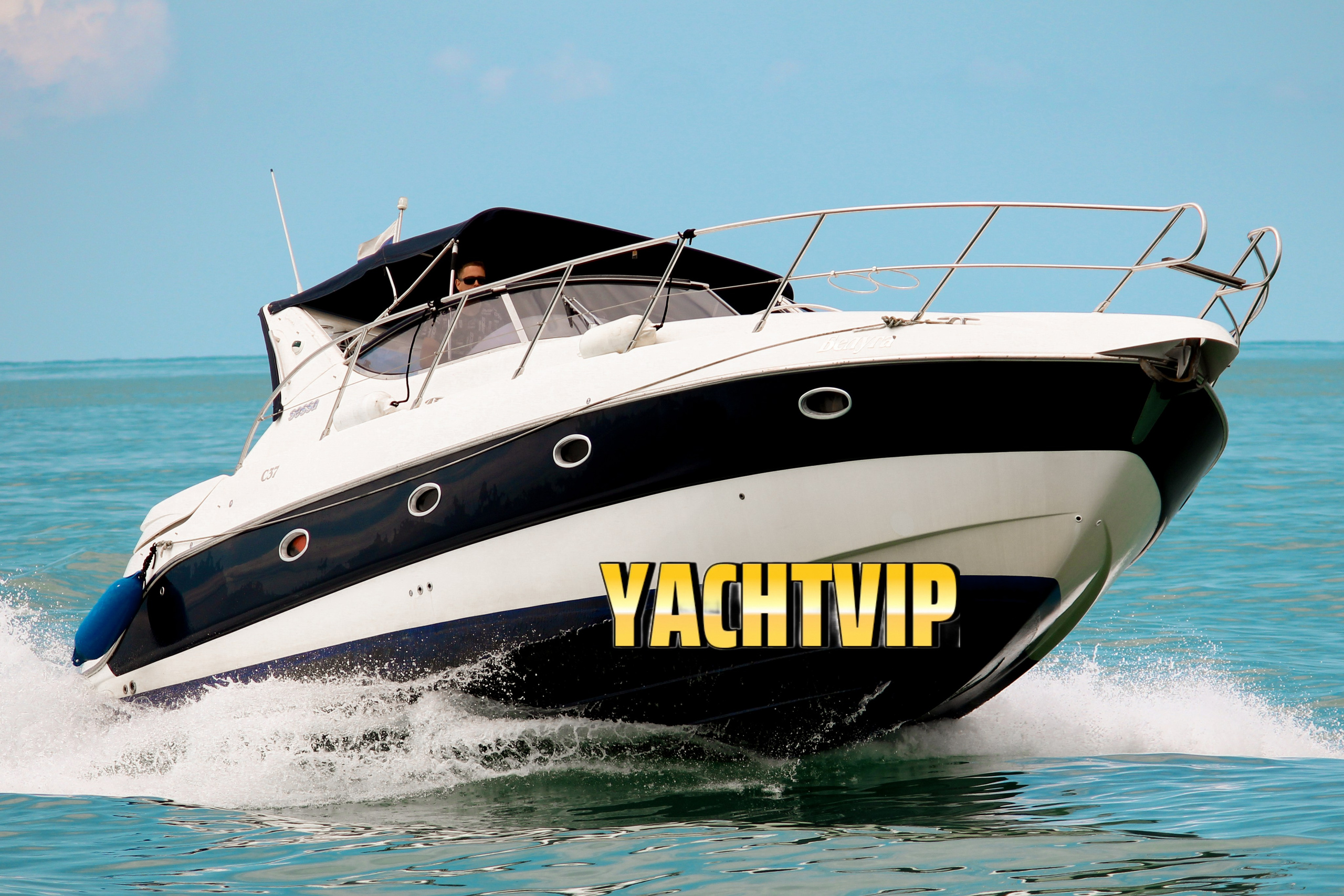 КОМФОРТ КАТЕРА В СОЧИ. Аренда Яхт в Сочи от Эконом до Премиум Класса