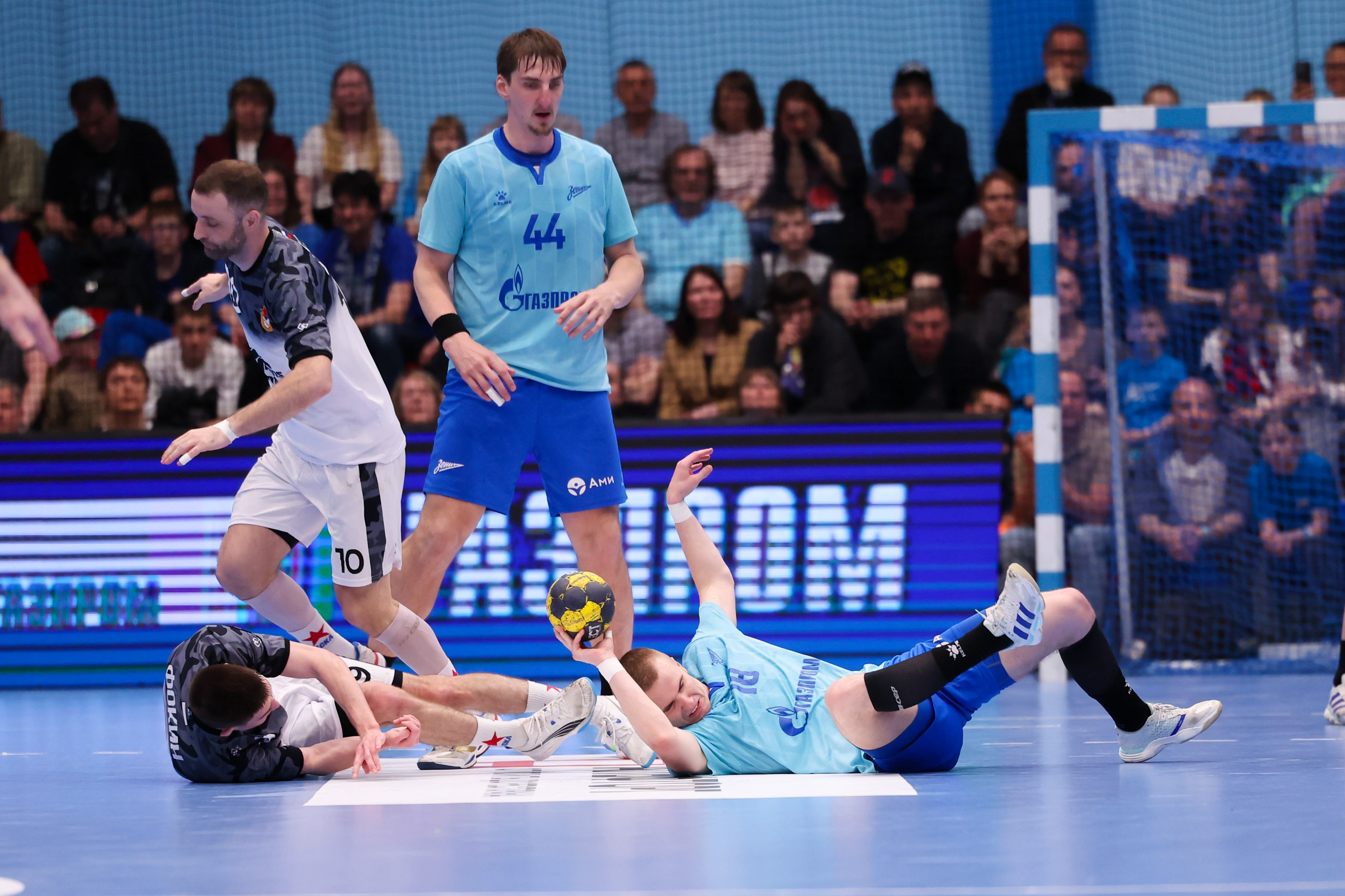 ГК Зенит — ГК ЦСКА финал ЧР2024/25 3 игра 28.05.2025. Спортивный и репортажный фотограф Антон Тереханов