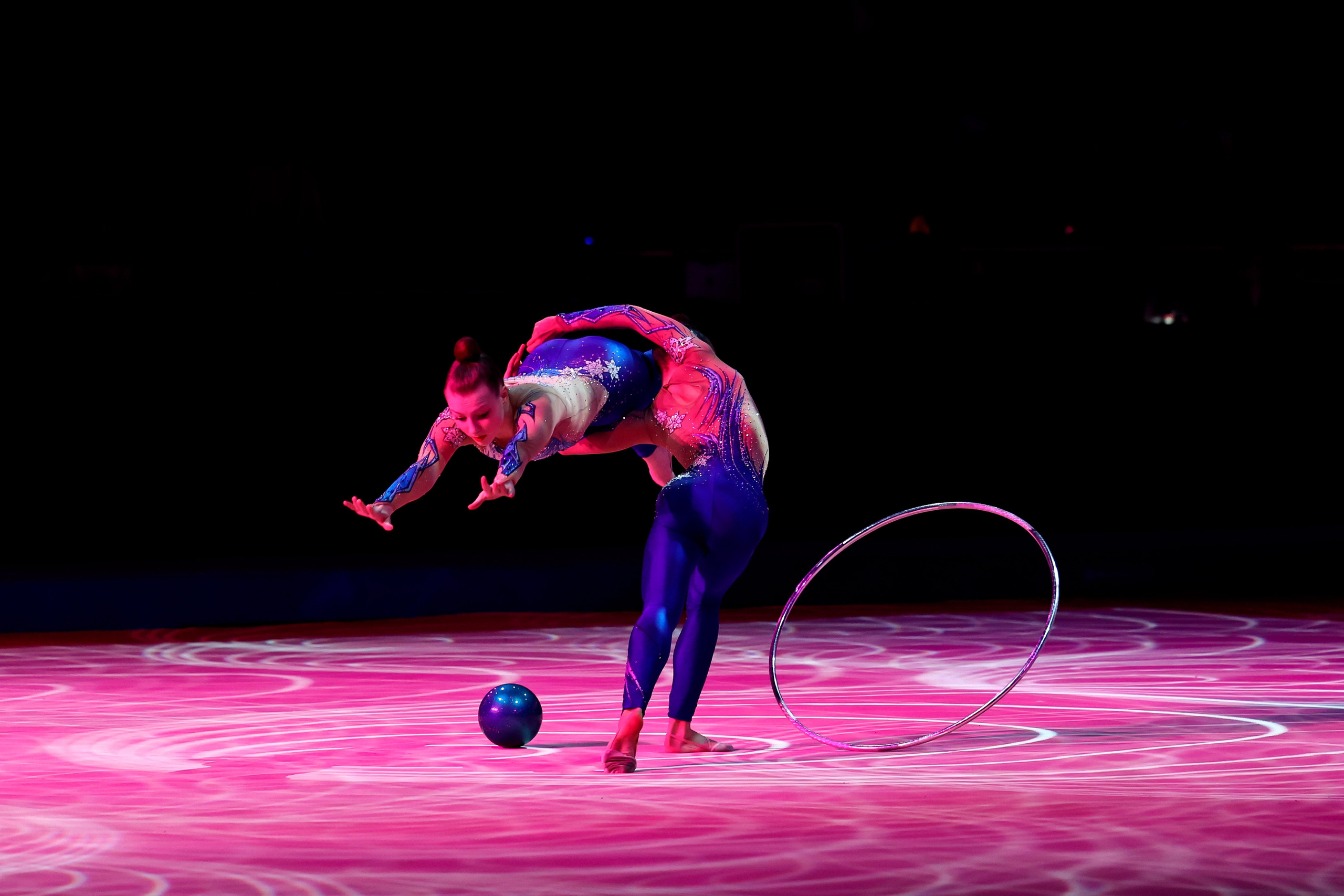 «Дуэль» Шоу Светланы Хоркиной 07.04.2024. Спортивный и репортажный фотограф Антон Тереханов