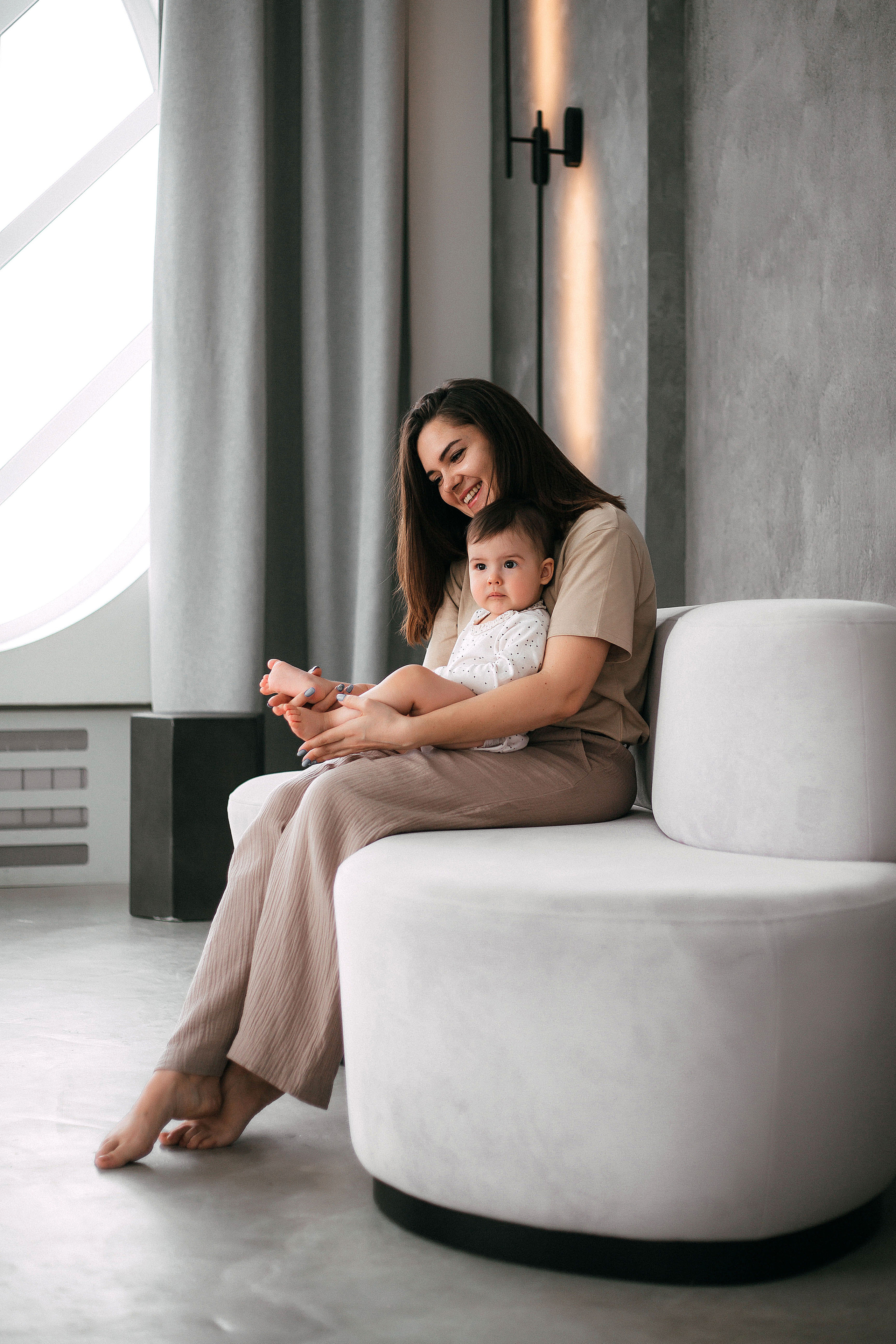 Стиль минимализм. Семейный и детский фотограф в Омске Мусина Мария